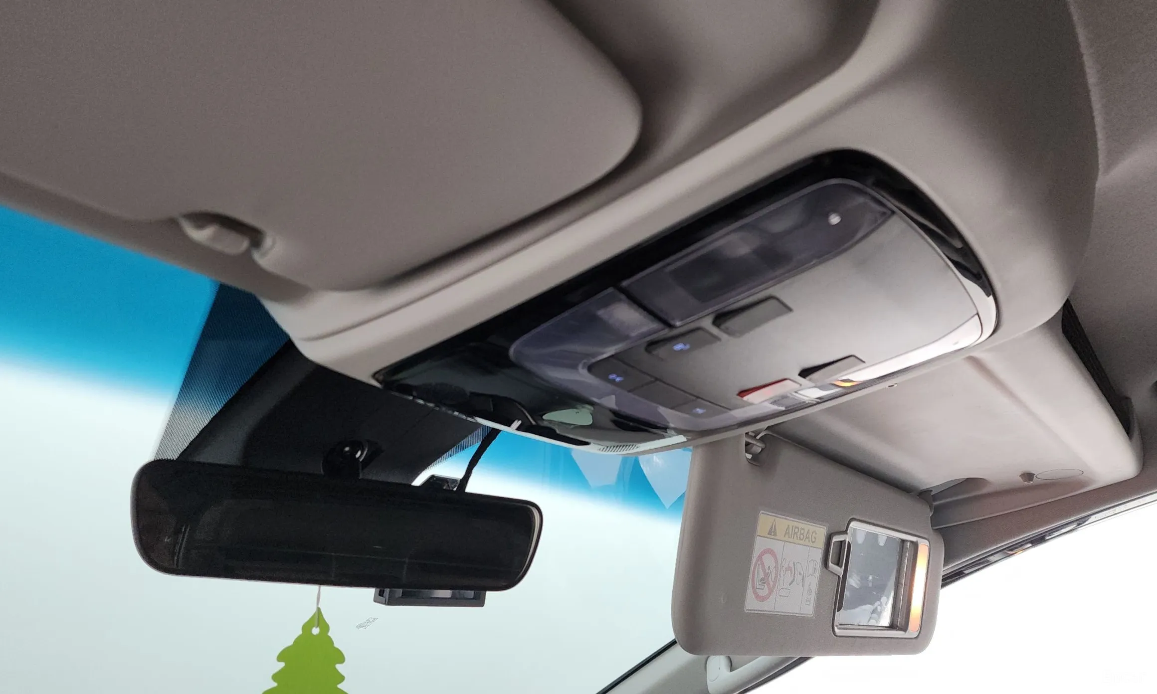 Hyundai Staria превью 17