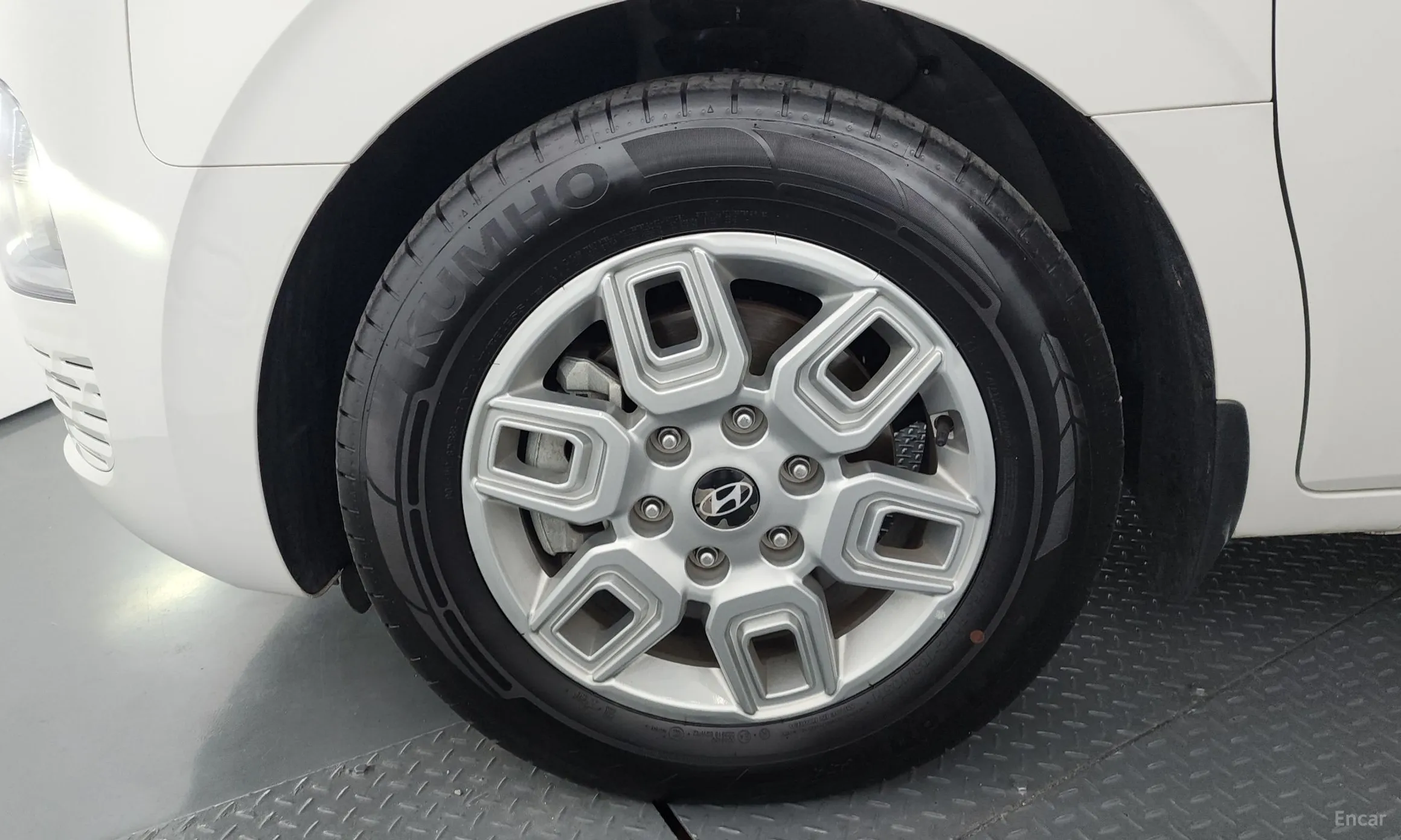 Hyundai Staria превью 5