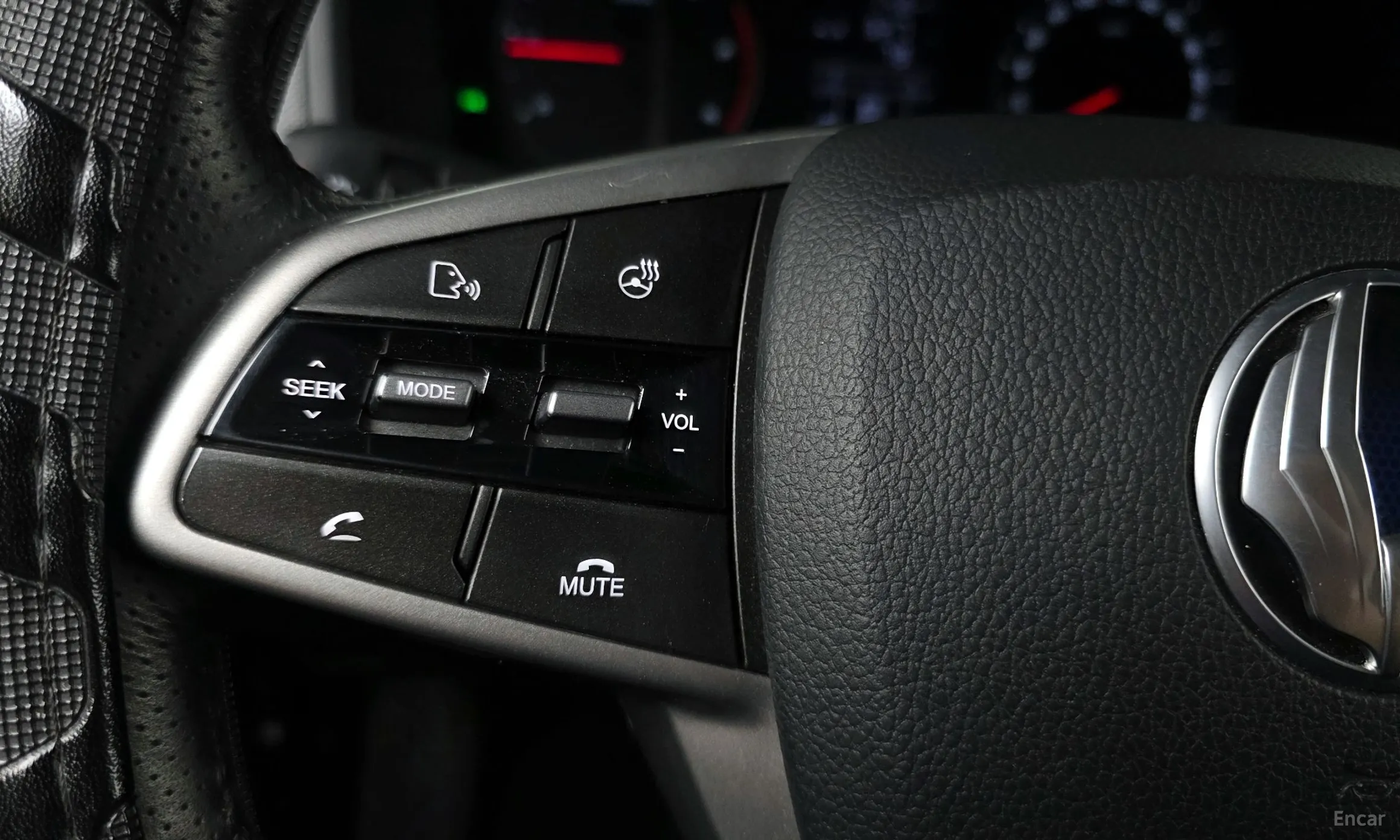 KG Mobility (SsangYong) Rexton Sports превью 18