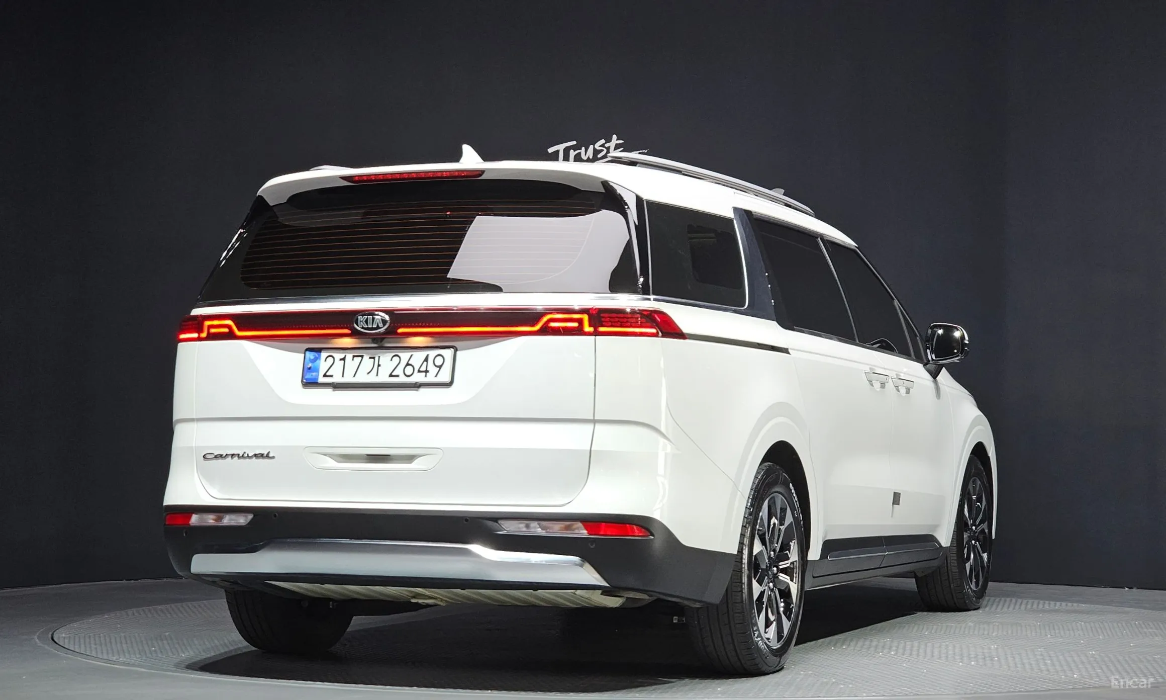 Kia Carnival Gen 4 превью 2