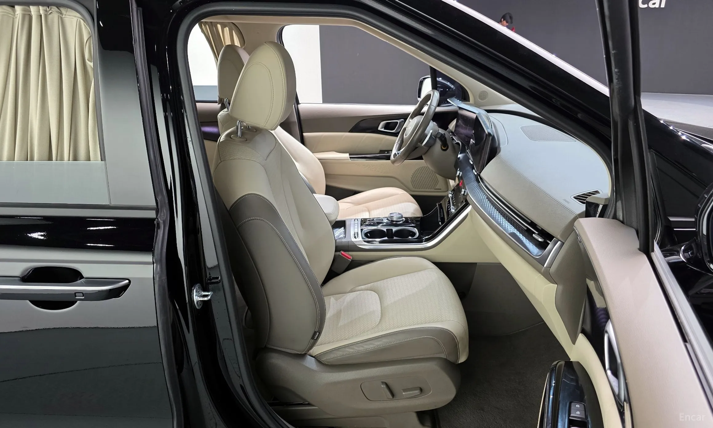 Kia Carnival Gen 4 превью 12