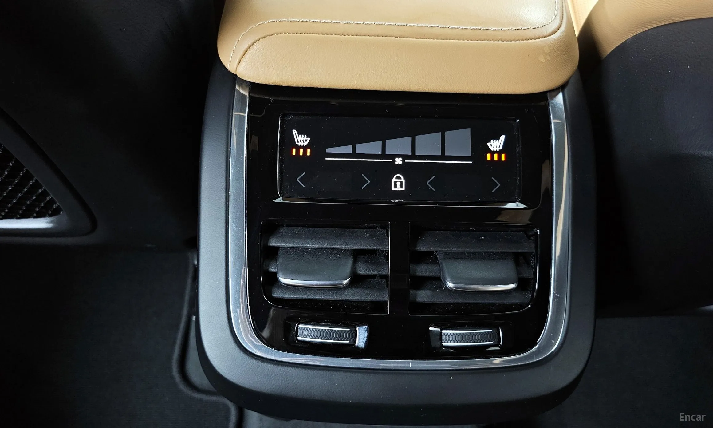 Volvo XC60 Gen 2 превью 19