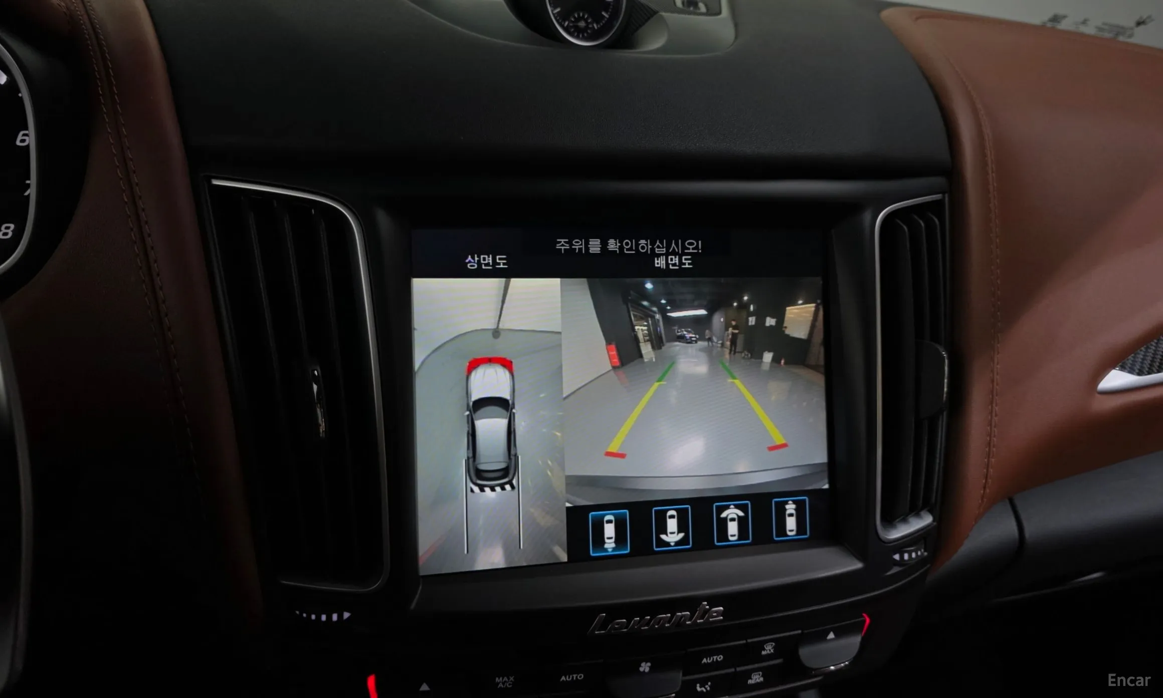Maserati Levante превью 15