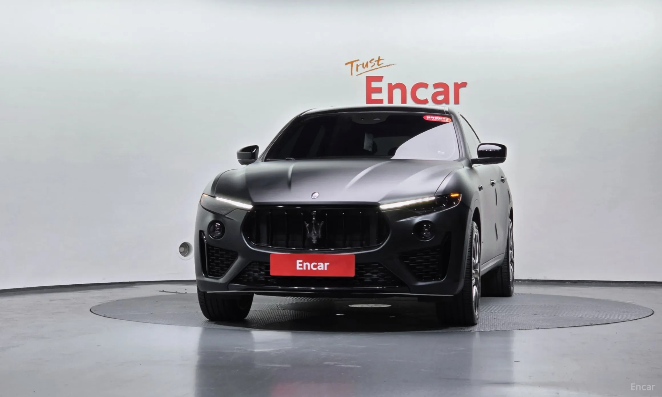 Maserati Levante превью 3