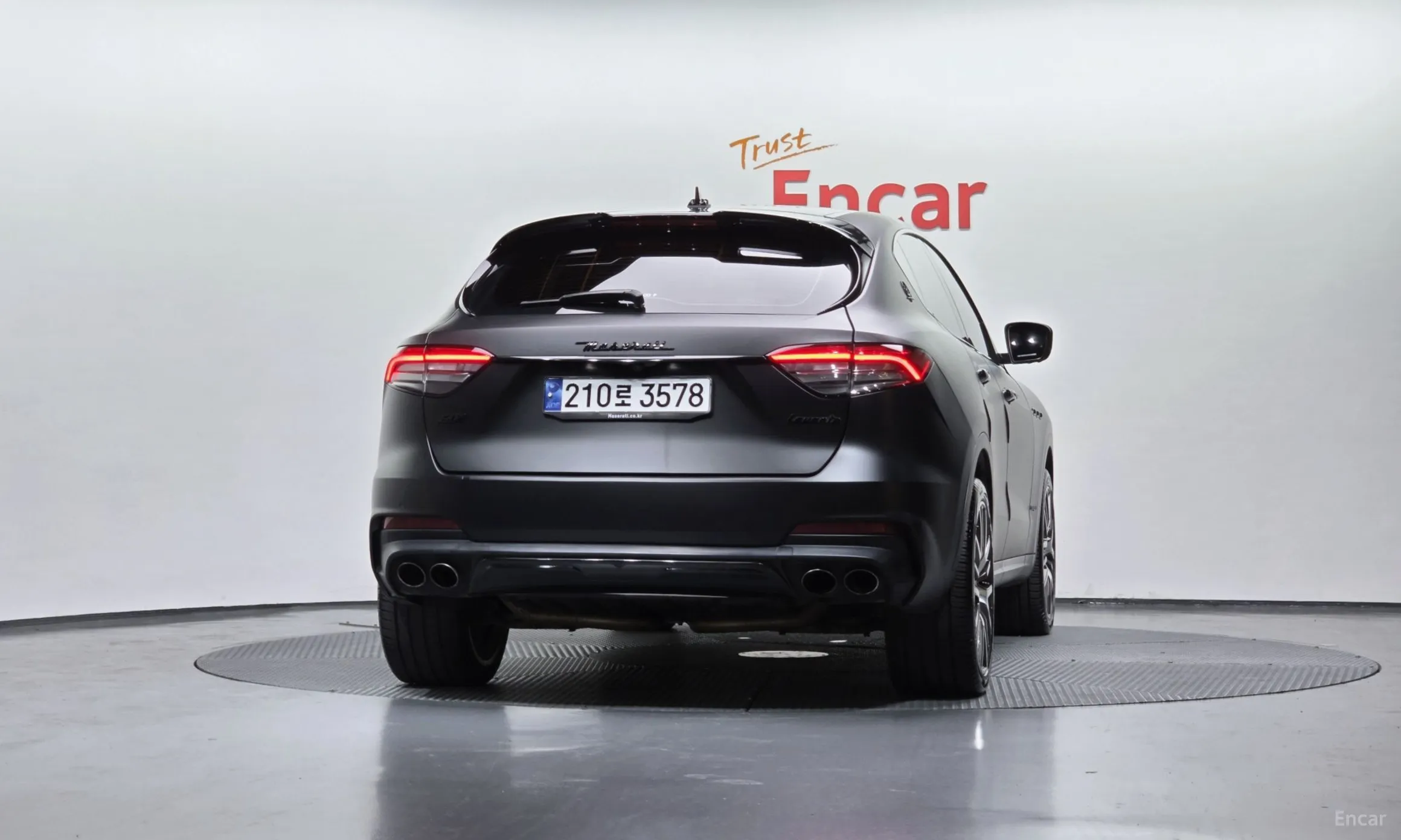 Maserati Levante превью 4