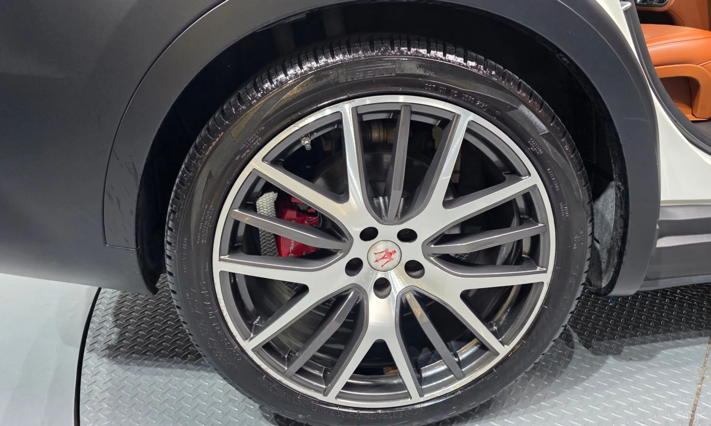 Maserati Levante превью 5