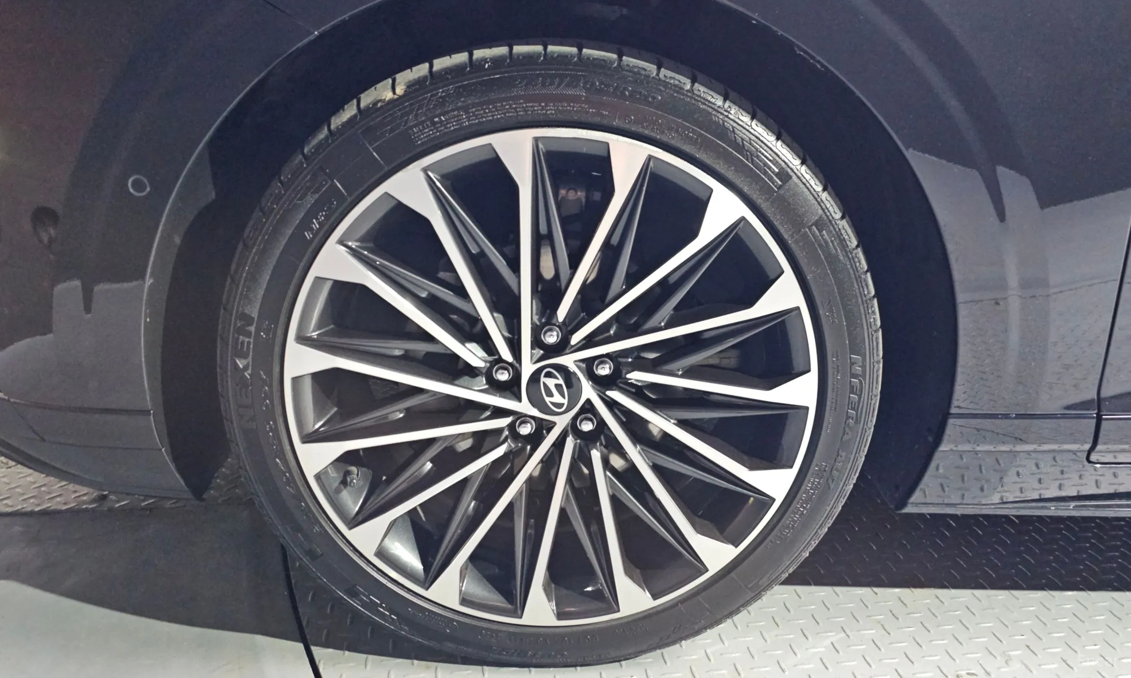 Hyundai Grandeur Hybrid (GN7) превью 5