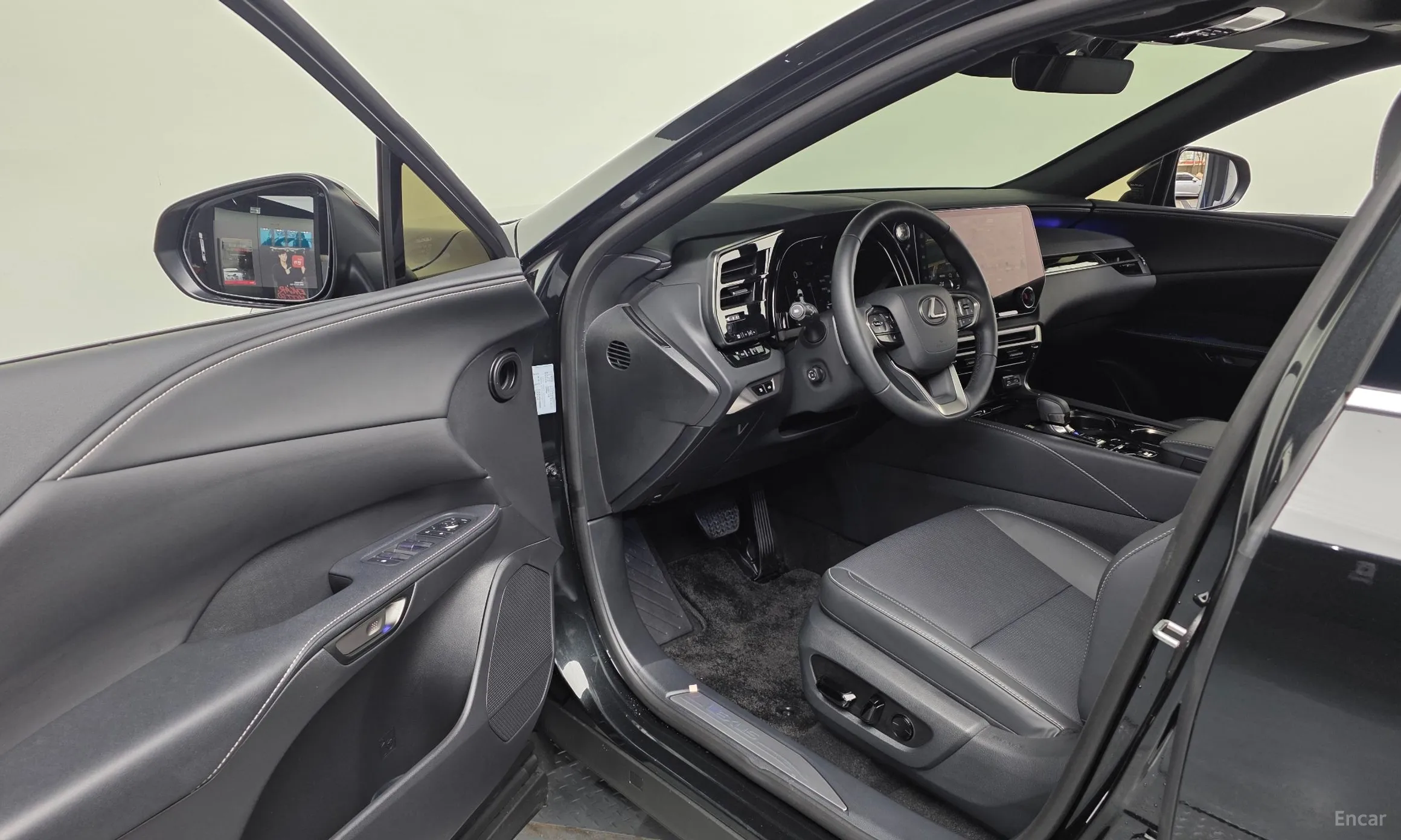 Lexus RX350h 5th Generation превью 10