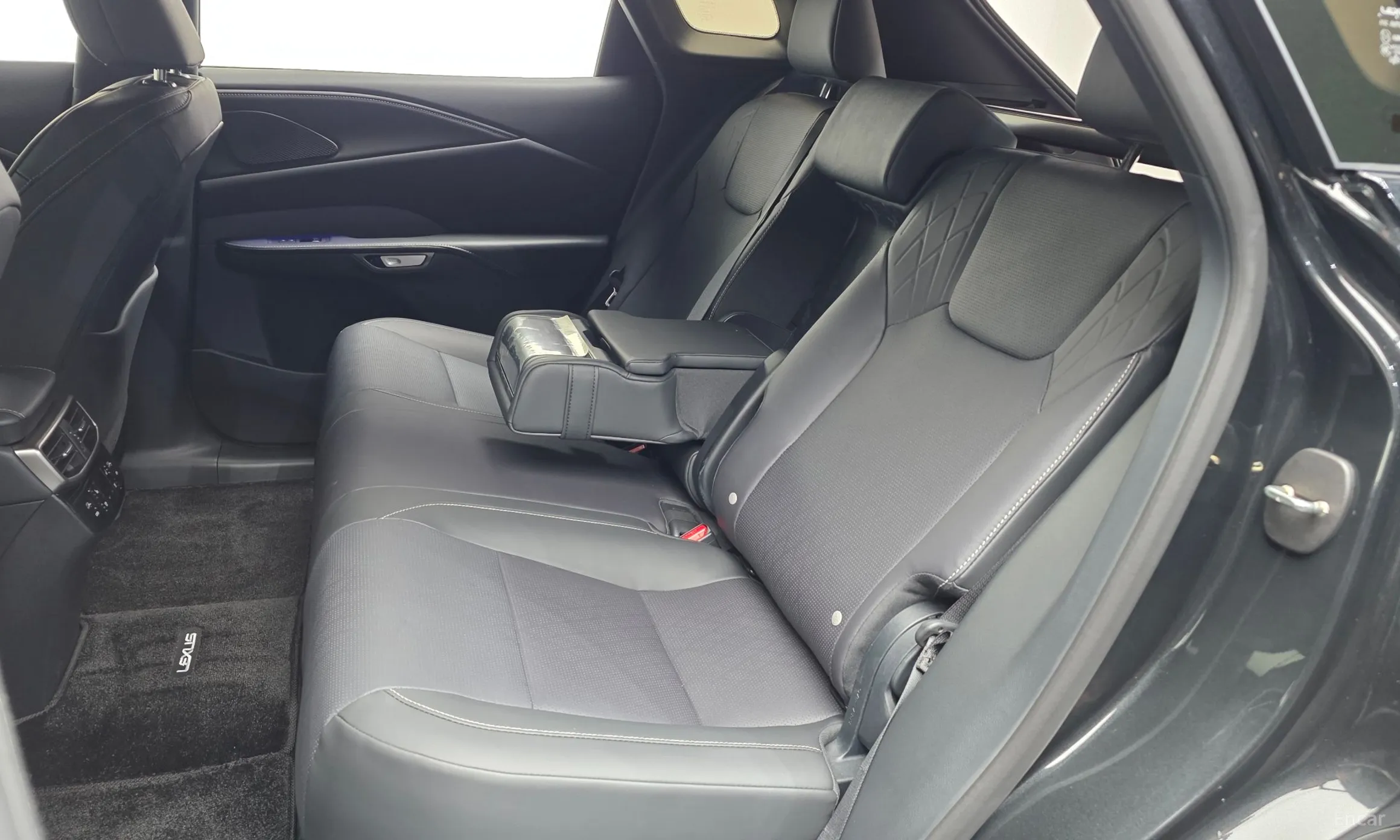 Lexus RX350h 5th Generation превью 12
