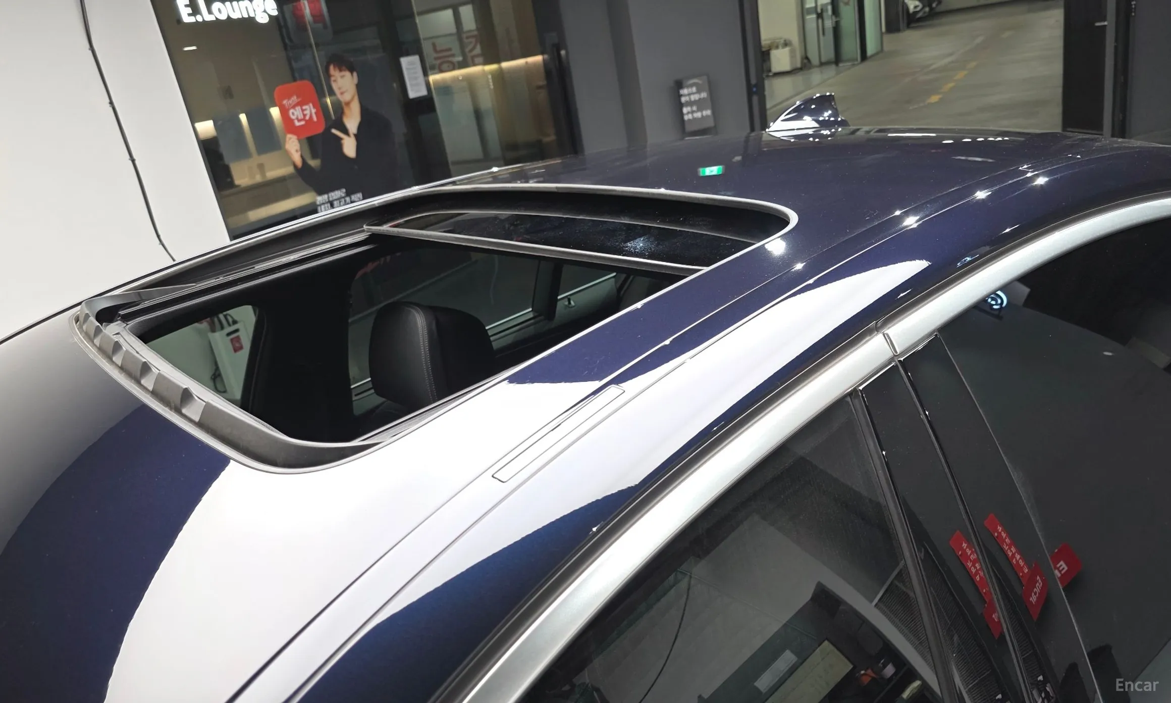 BMW 5 Series (G30) превью 15