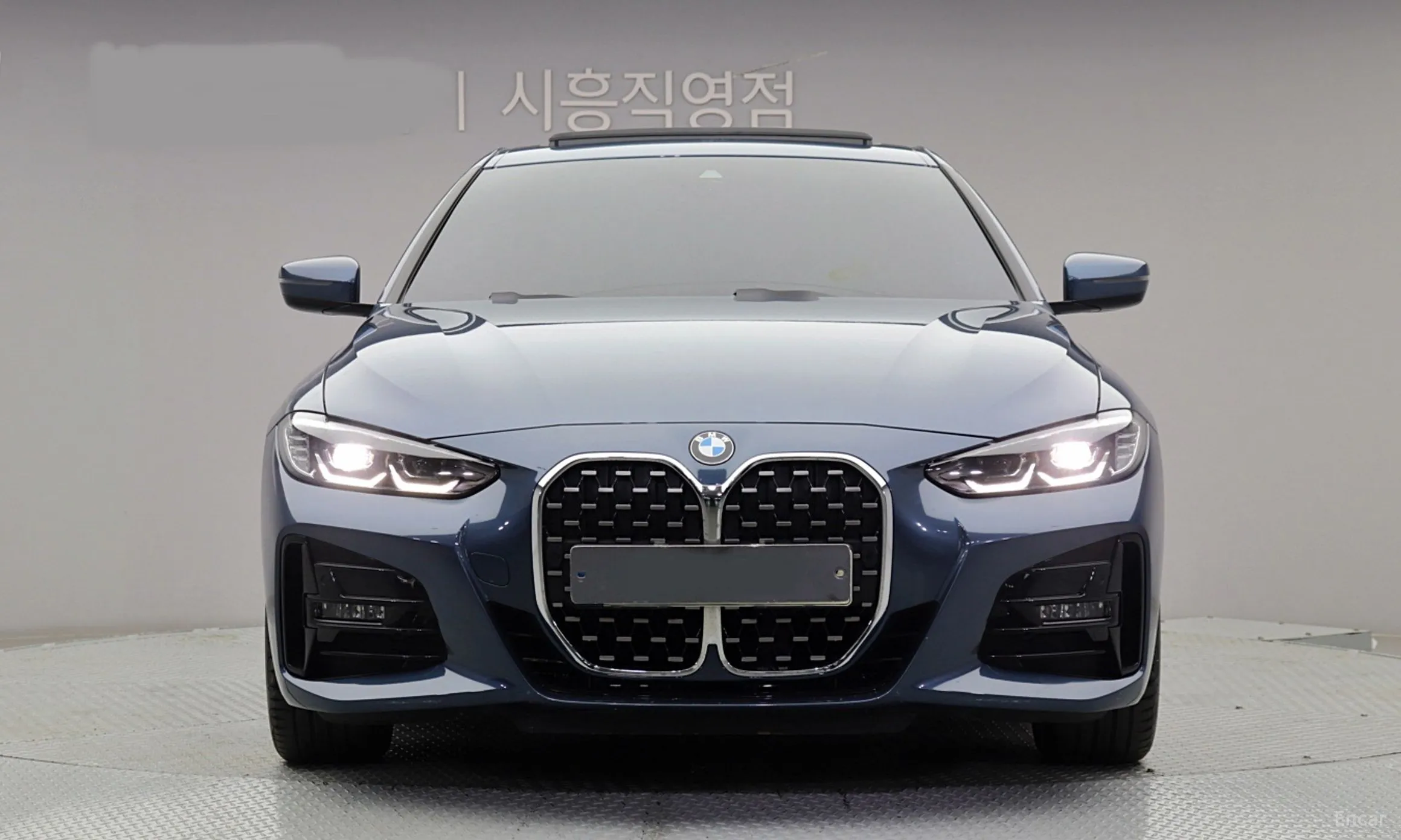 BMW Series 4 (G22) превью 5