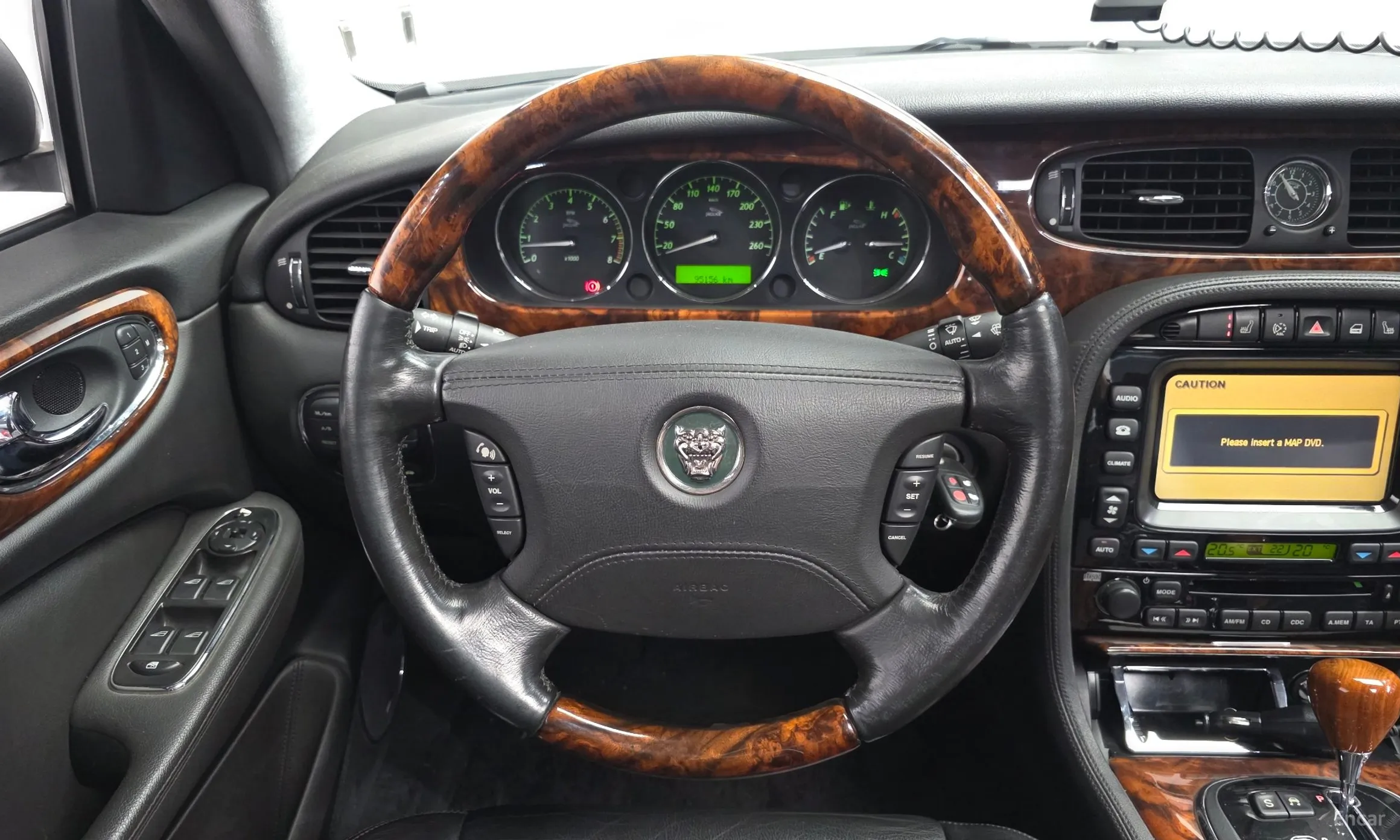 Jaguar XJ-8 превью 14