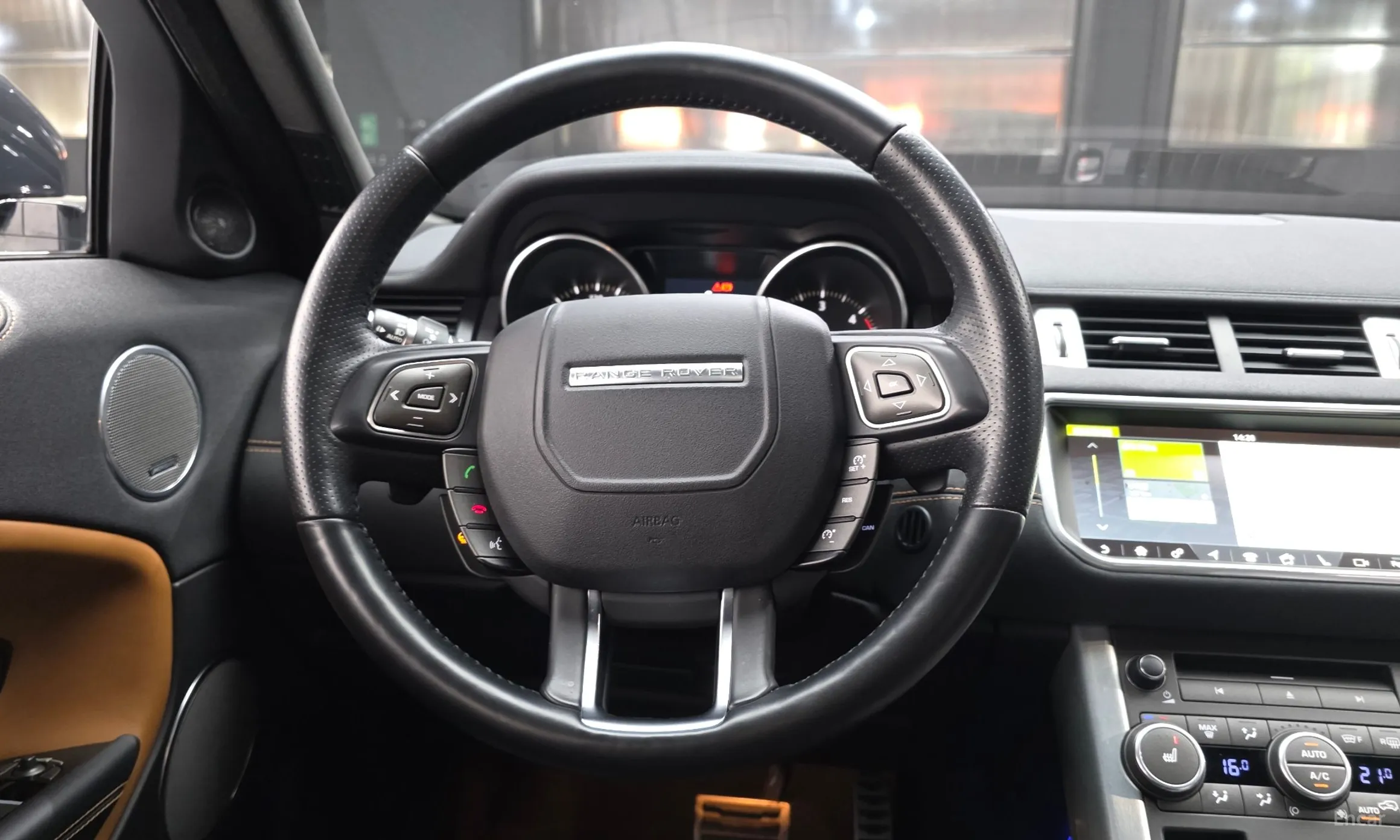 Land Rover Range Rover Evoque превью 13