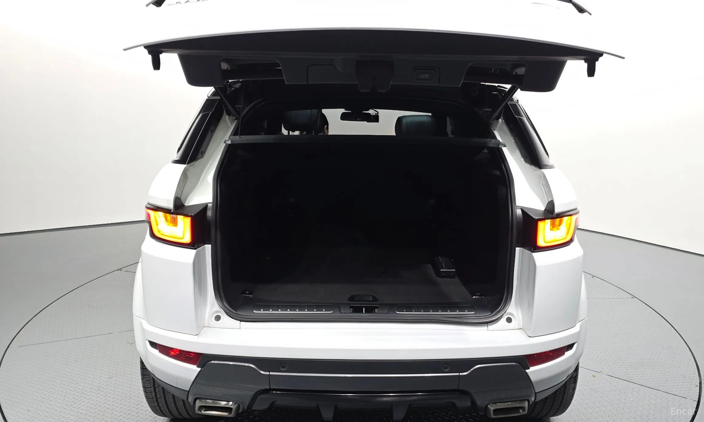 Land Rover Range Rover Evoque превью 20
