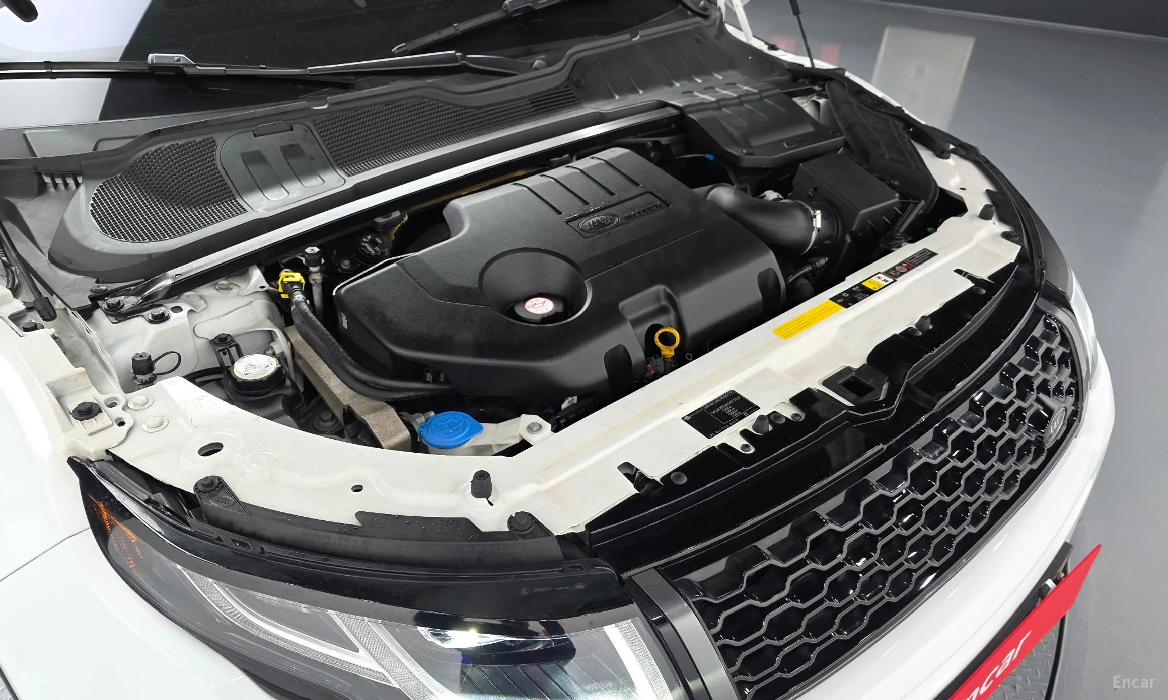 Land Rover Range Rover Evoque превью 6