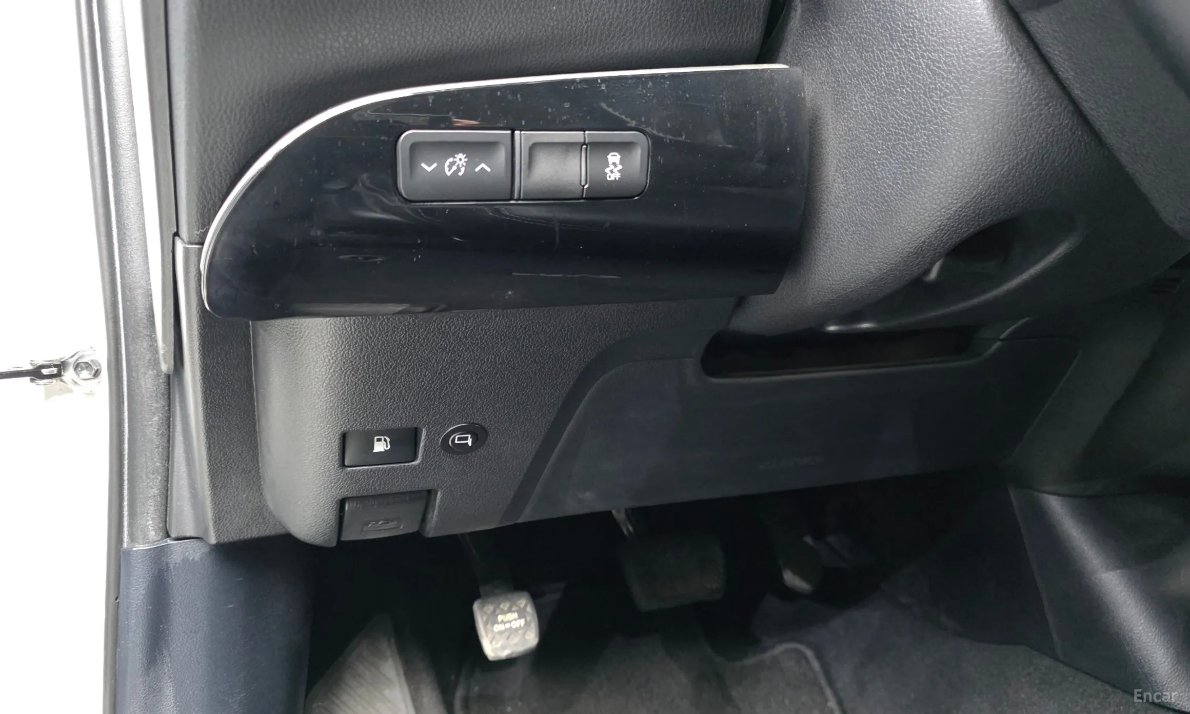 Toyota Prius 4th Generation превью 19