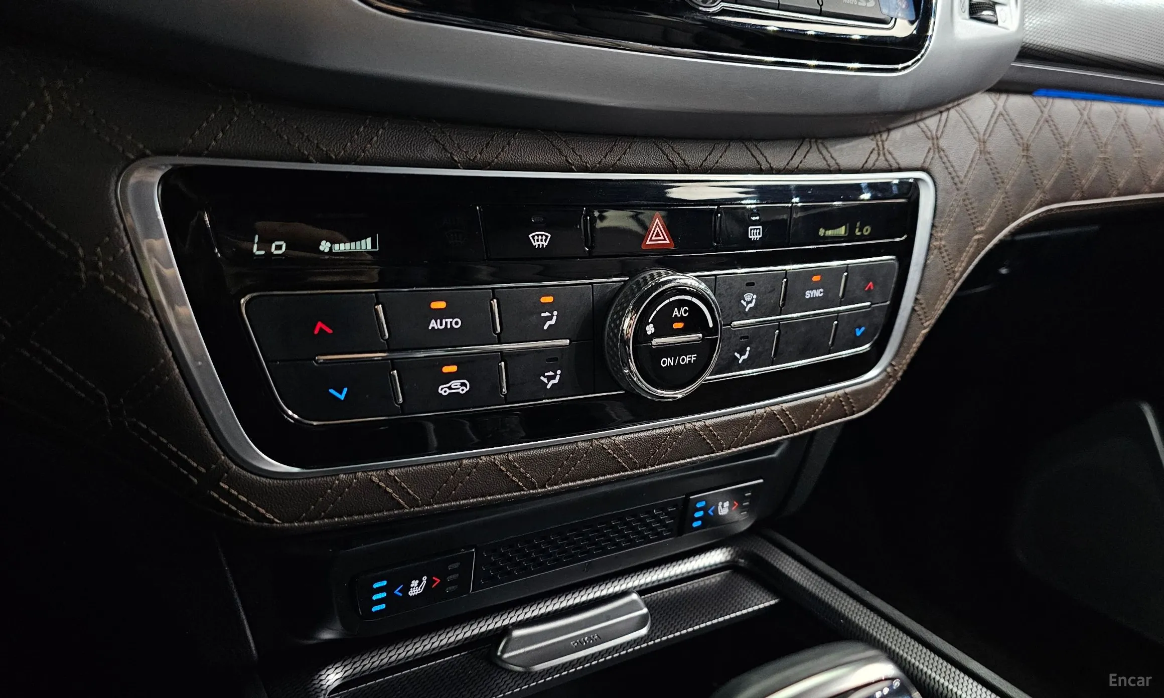 KG Mobility (SsangYong) Rexton превью 17