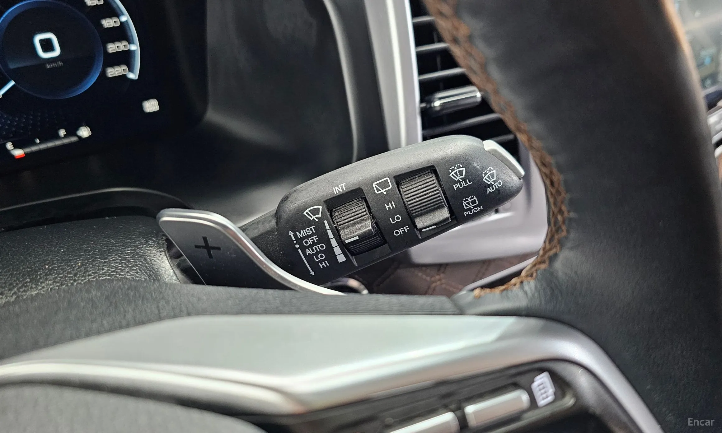 KG Mobility (SsangYong) Rexton превью 19