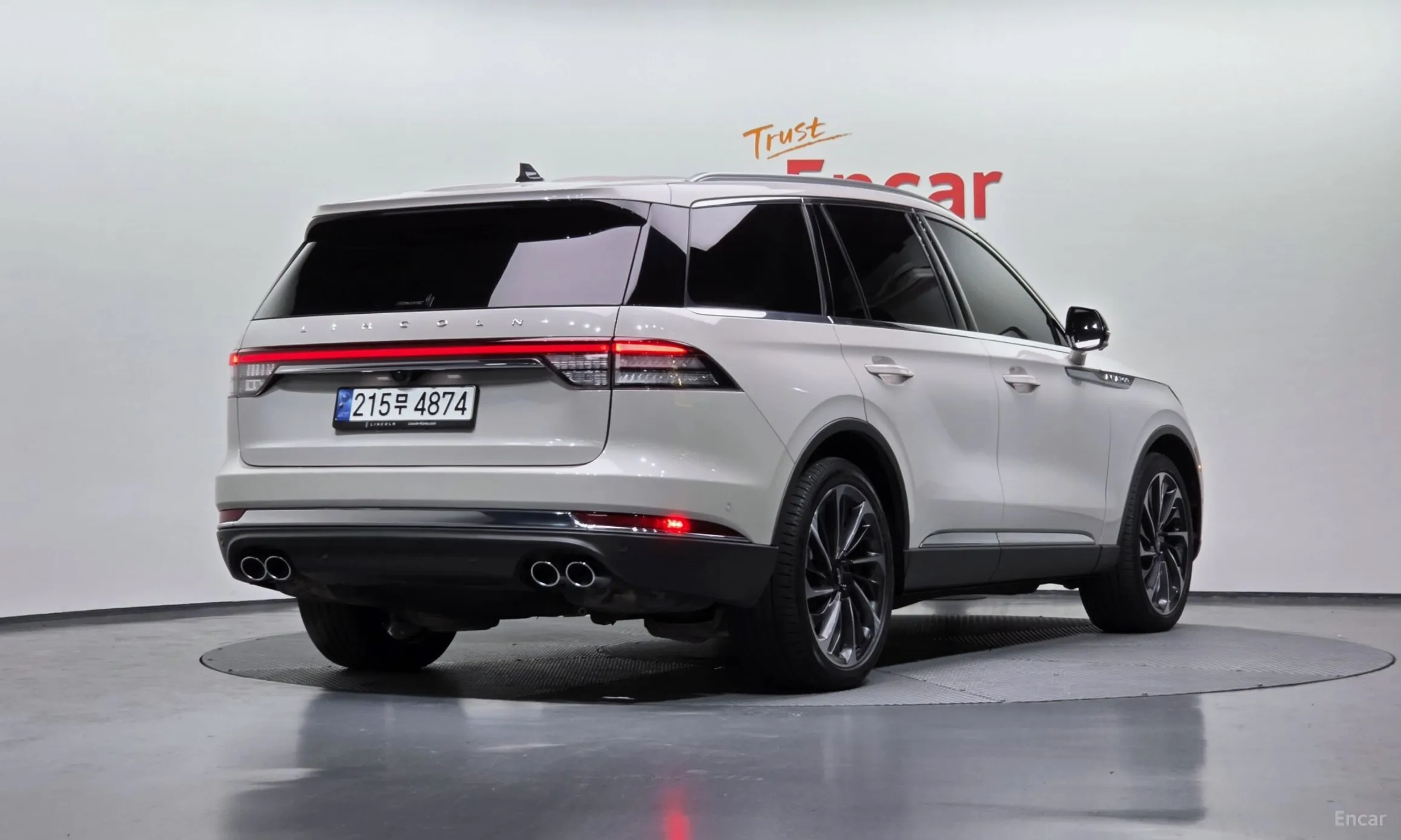 Lincoln Aviator 2nd Generation превью 2