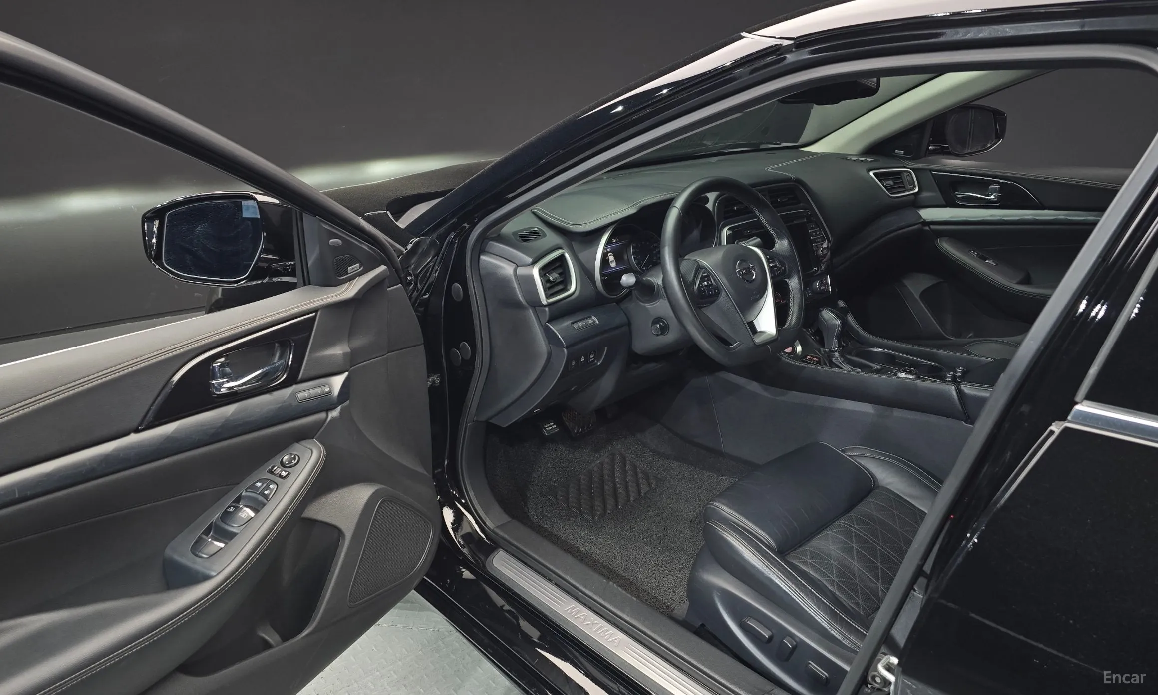 Nissan Maxima (A36) превью 10
