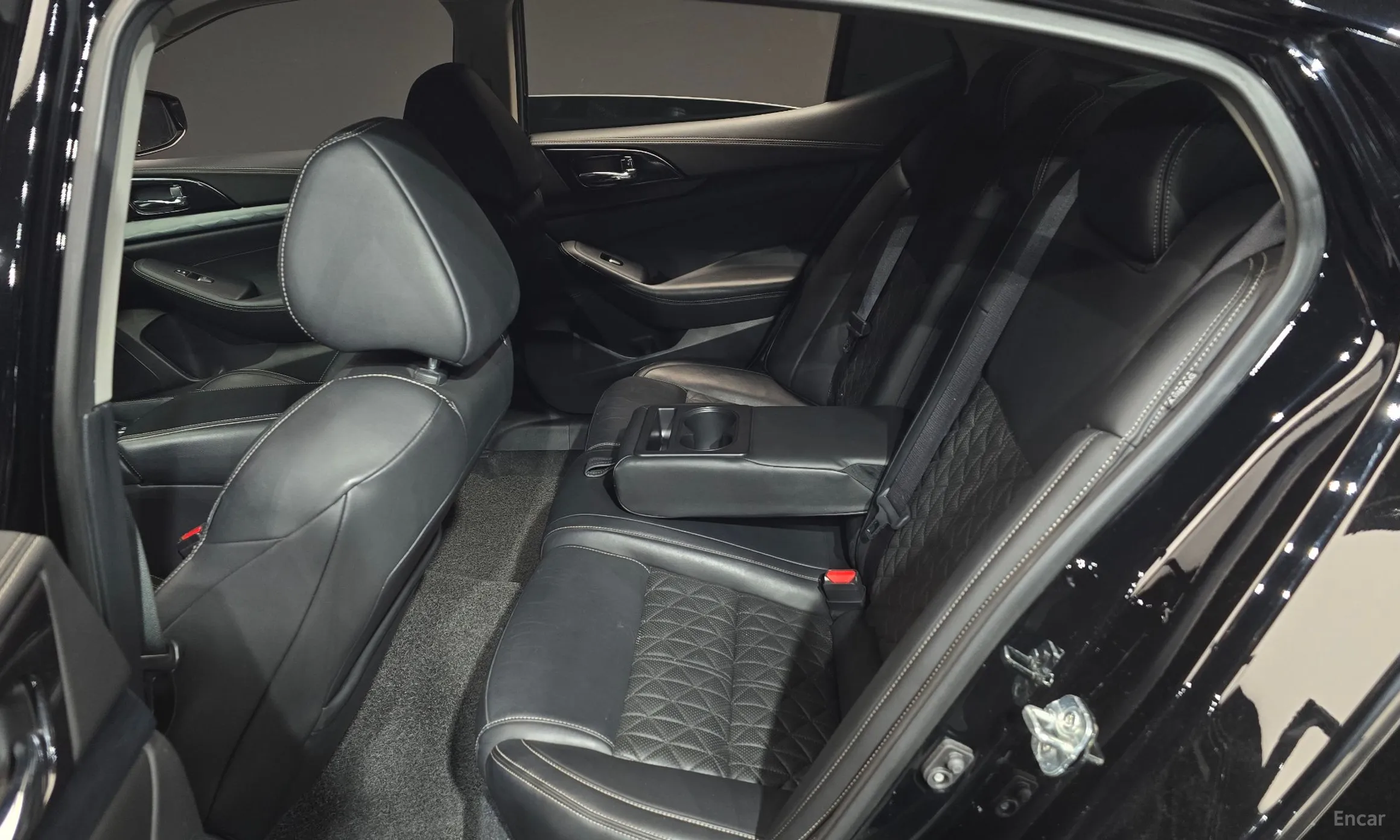 Nissan Maxima (A36) превью 12