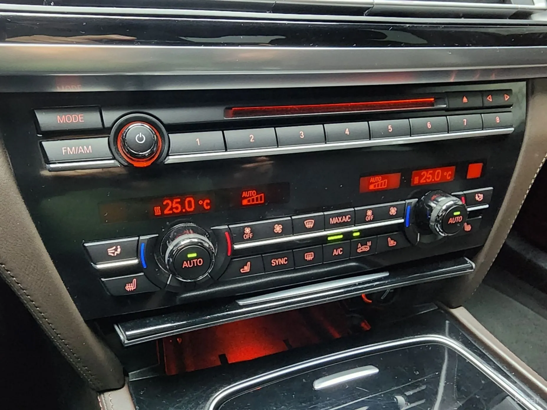 BMW 7 Series (F01) превью 14