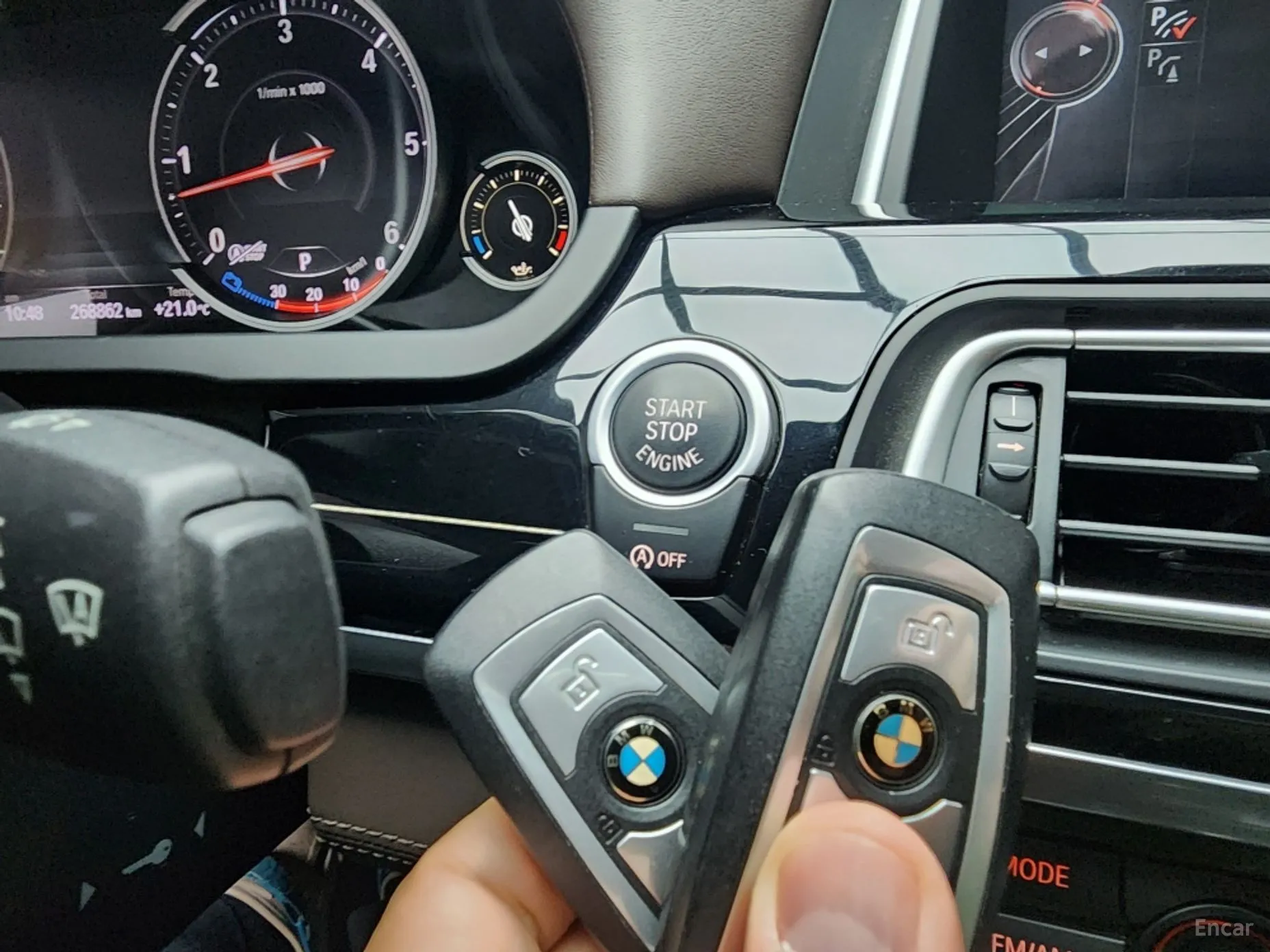 BMW 7 Series (F01) превью 16
