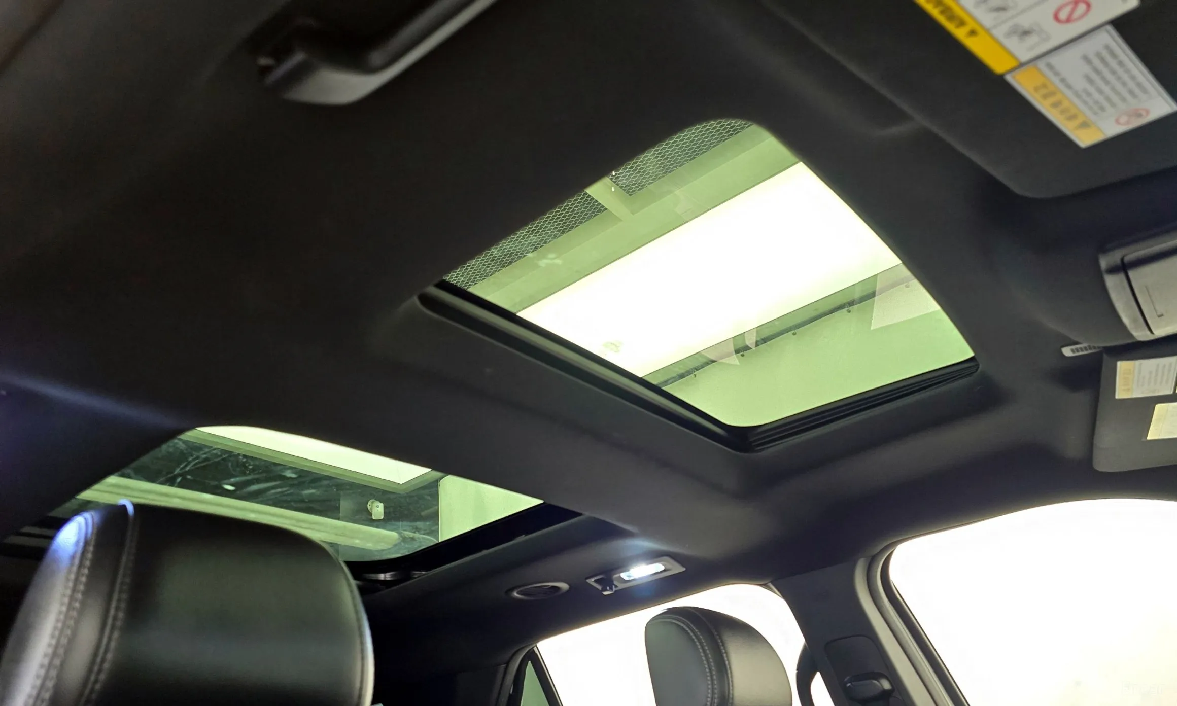 Ford Explorer превью 17