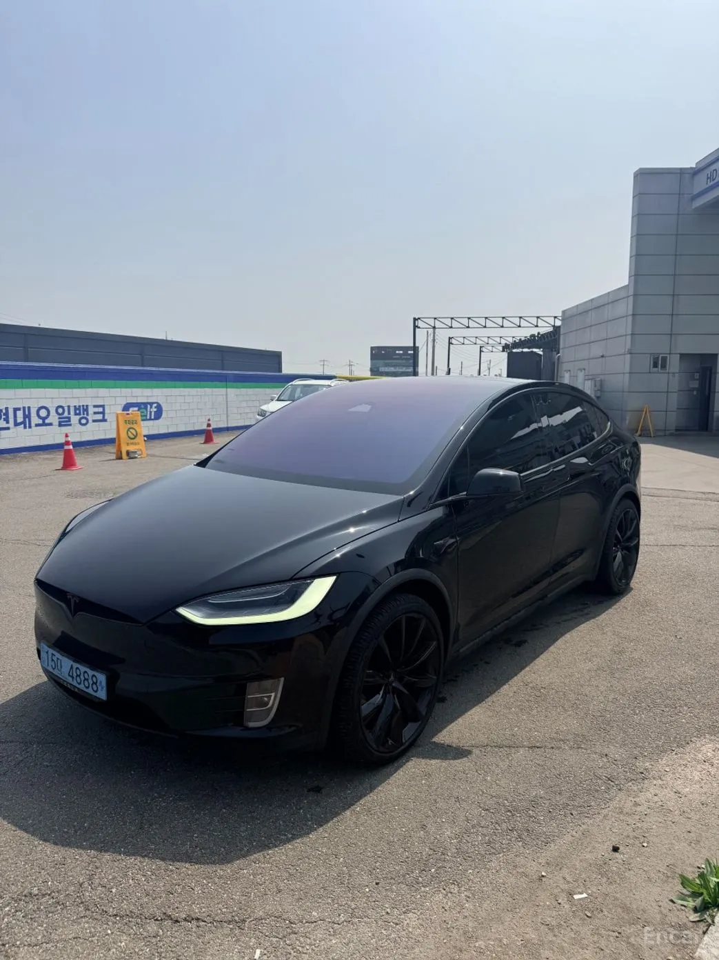 Tesla Model X превью 3