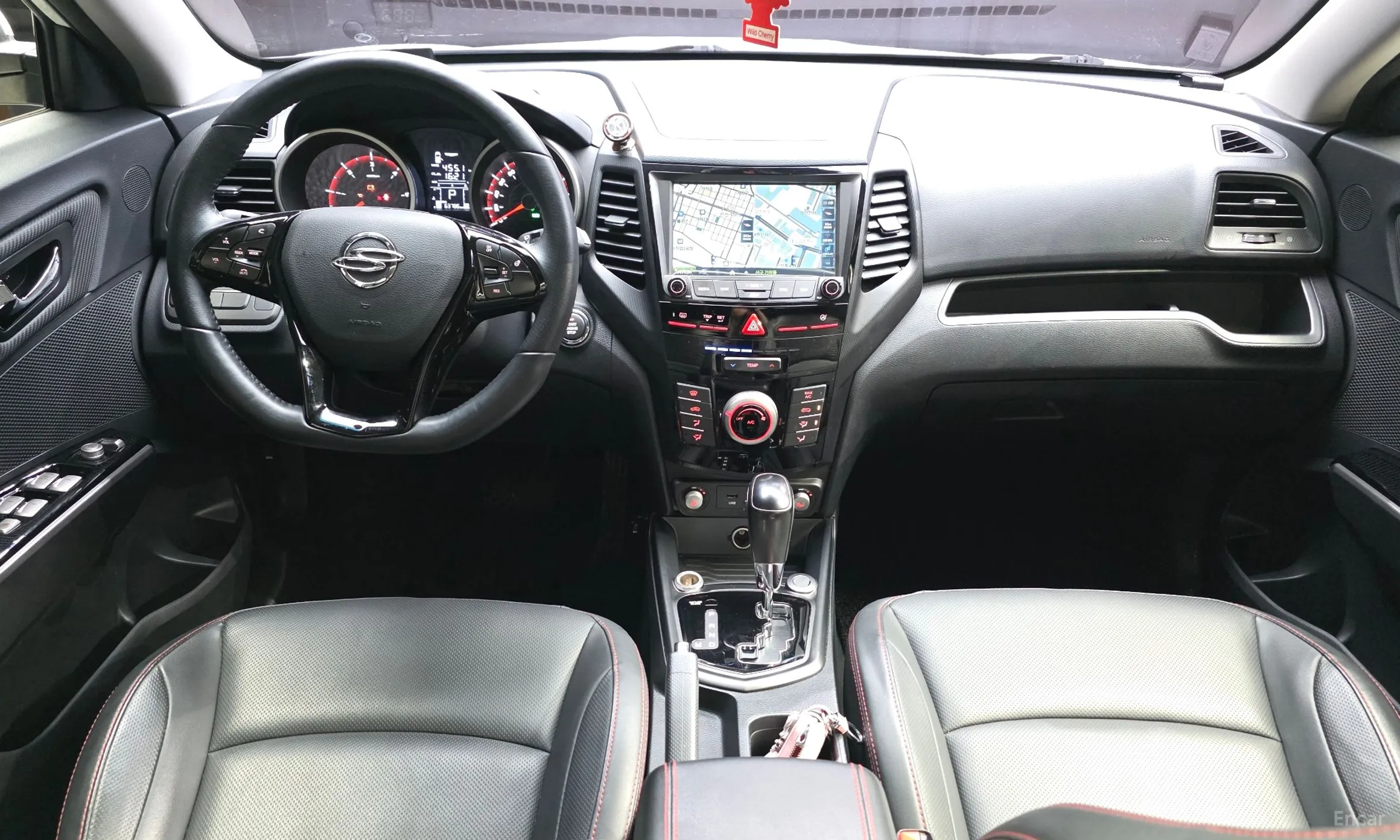 KG Mobility (SsangYong) Tivoli Air превью 7