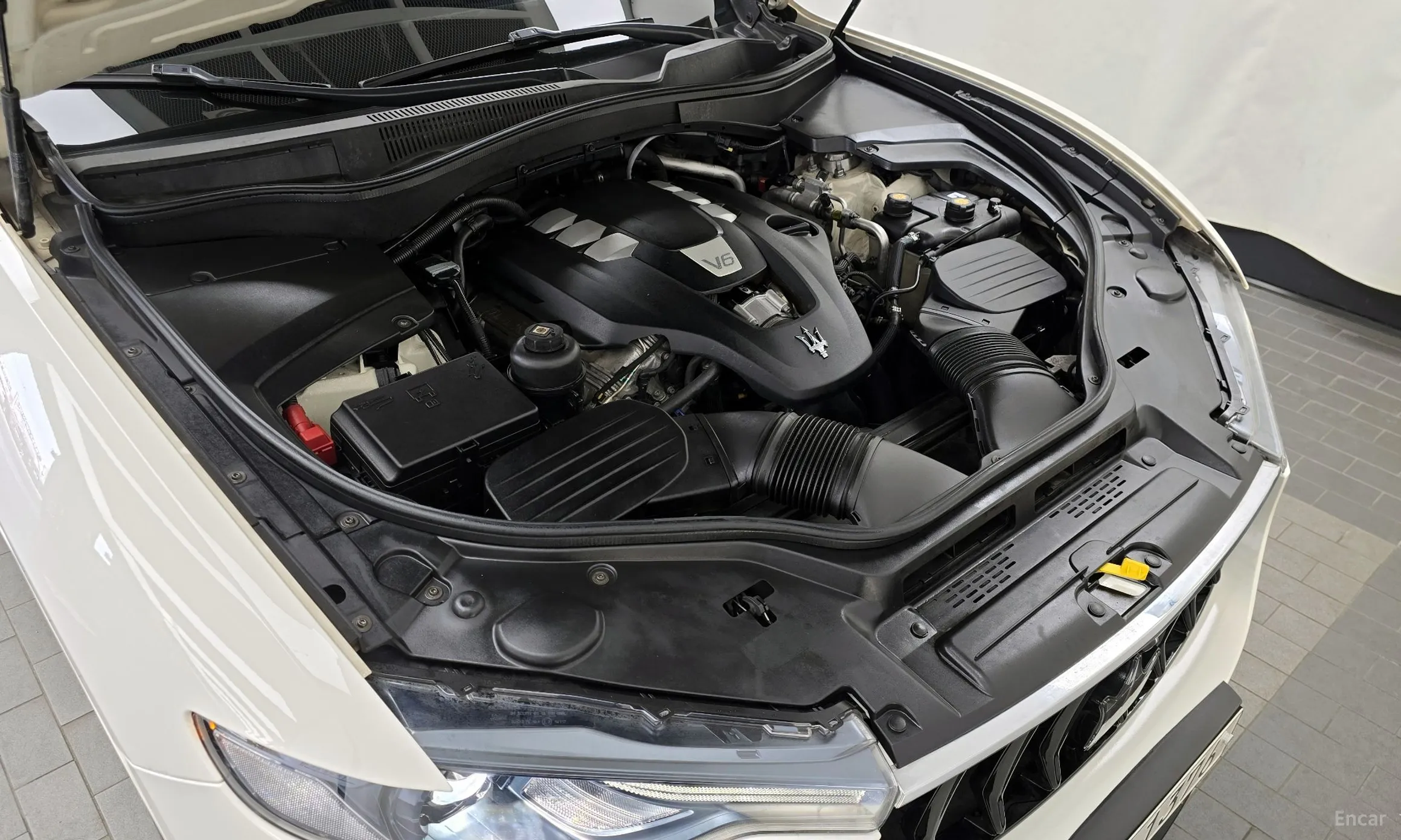 Maserati Levante превью 6