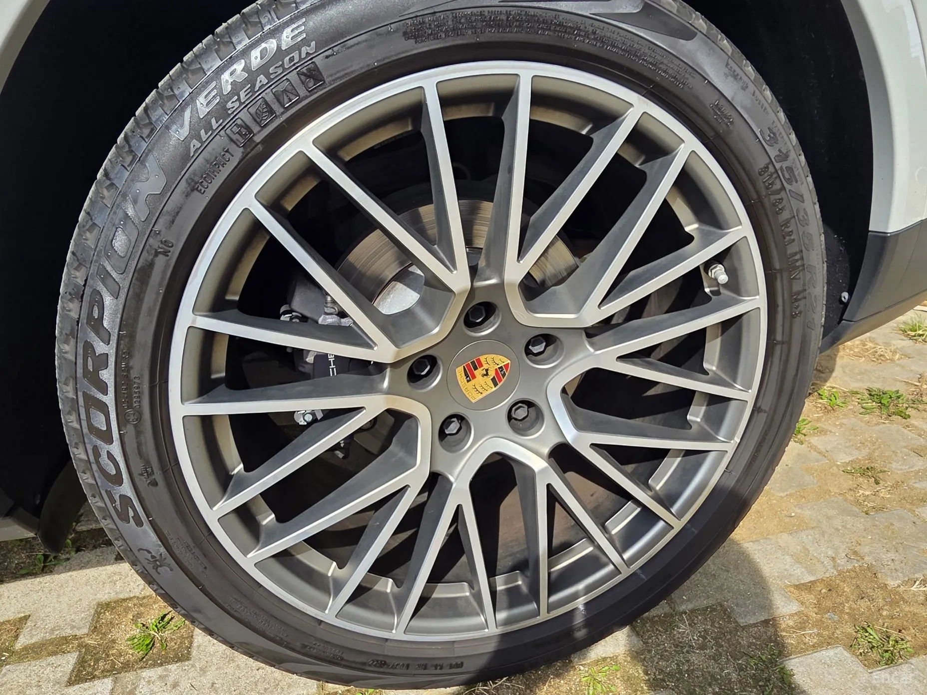 Porsche Cayenne (PO536) превью 20