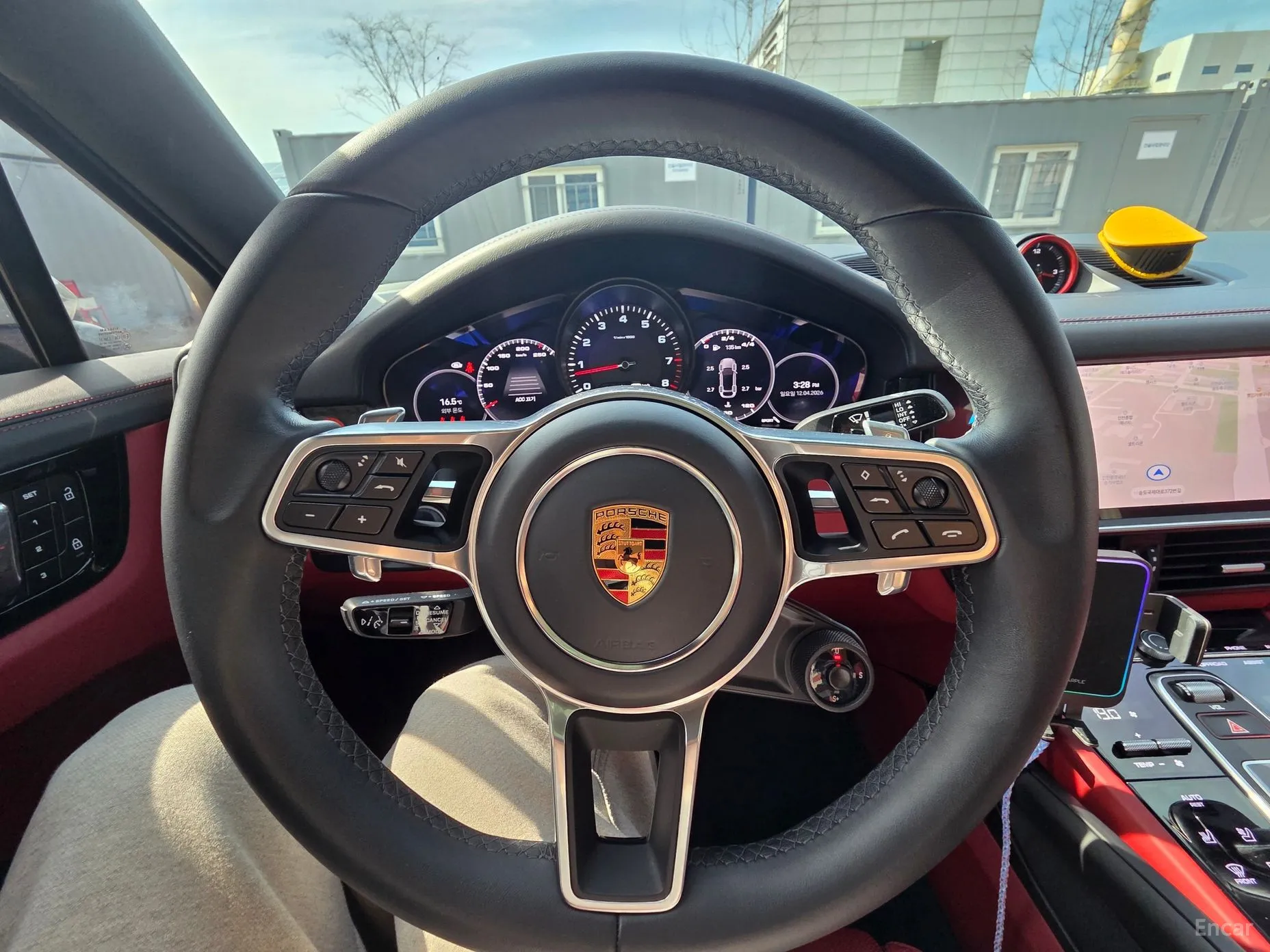 Porsche Cayenne (PO536) превью 9