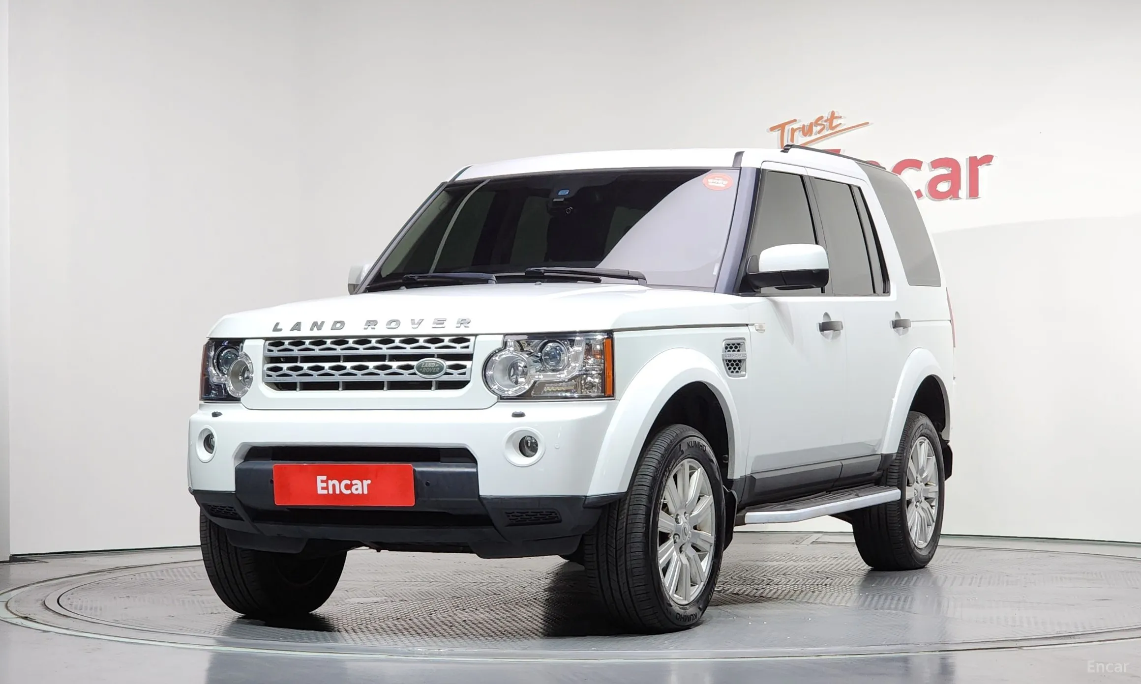Land Rover Discovery 4