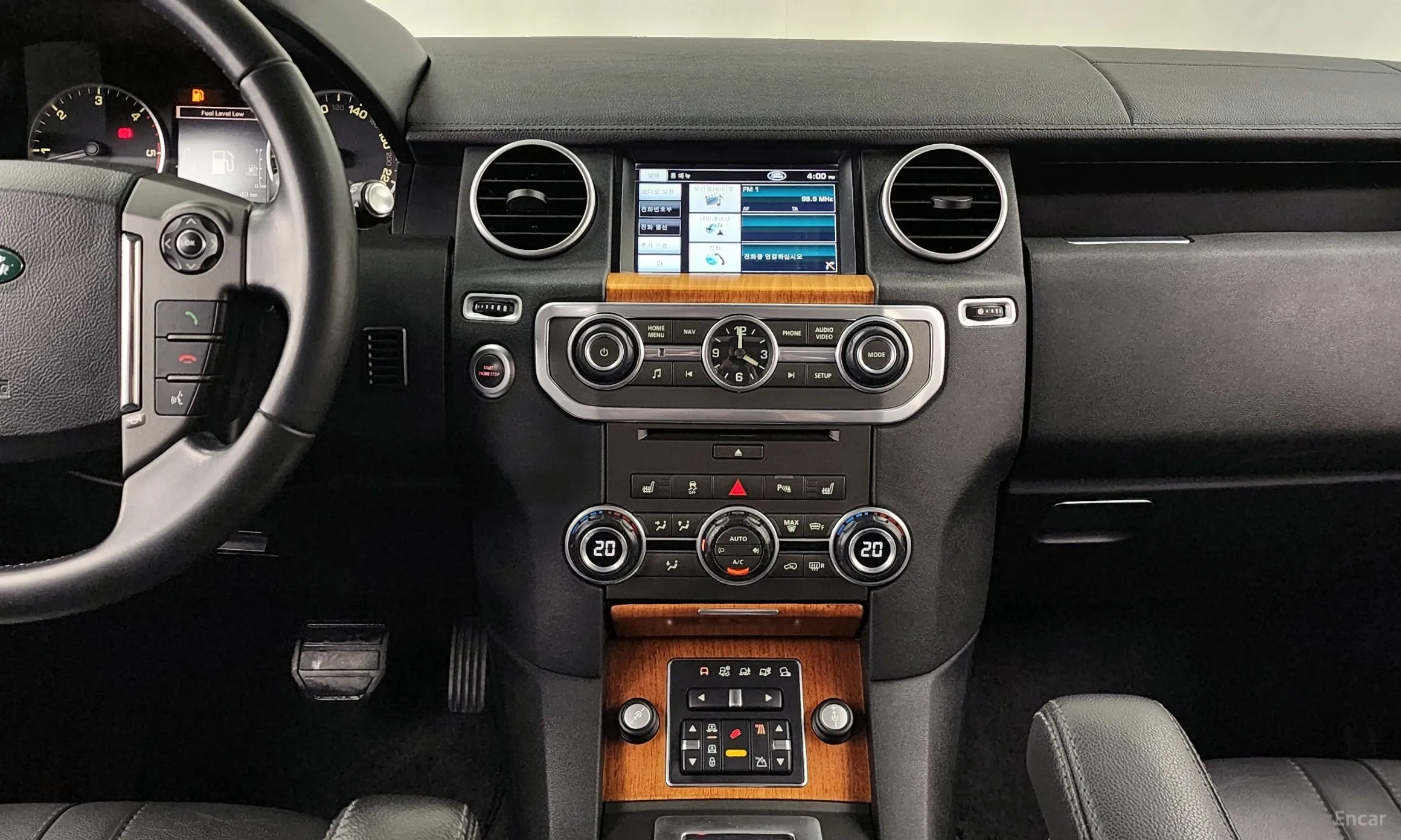 Land Rover Discovery 4 превью 14