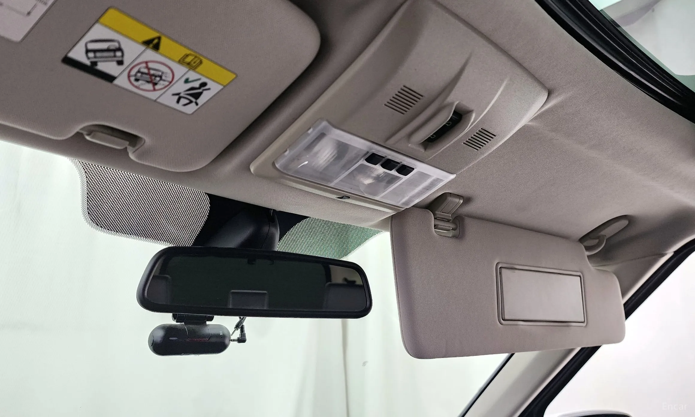 Land Rover Discovery 4 превью 17