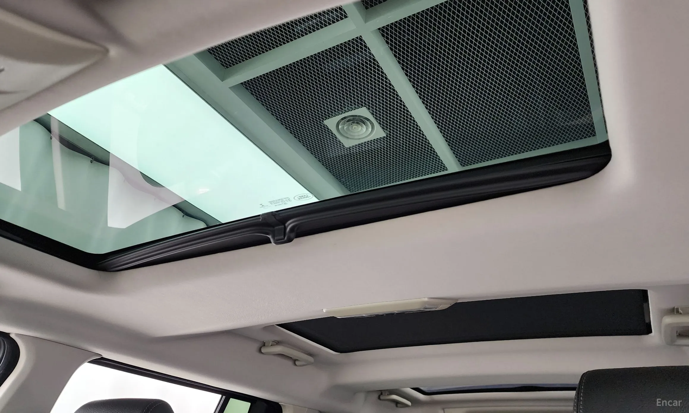 Land Rover Discovery 4 превью 18