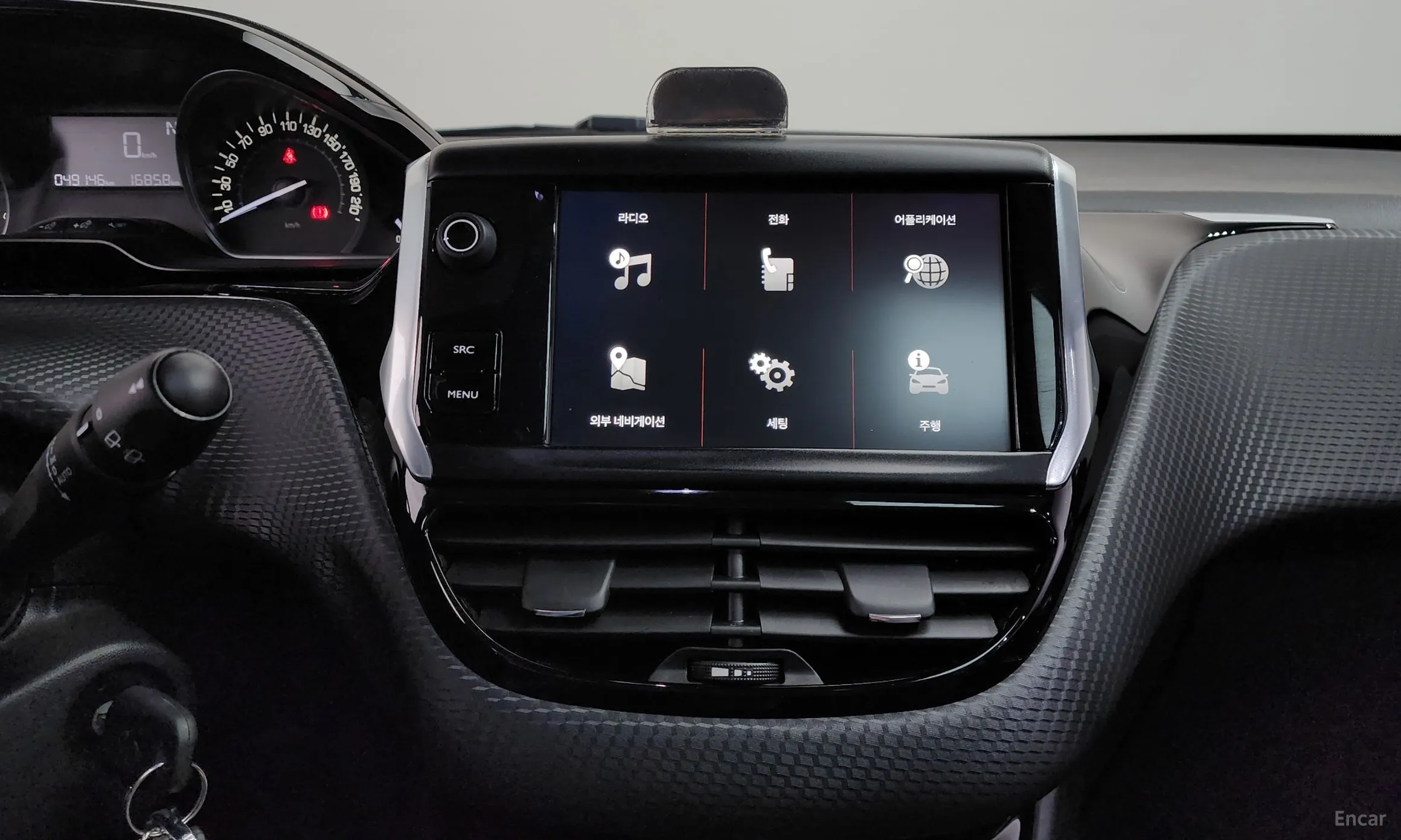 Peugeot 208 превью 13
