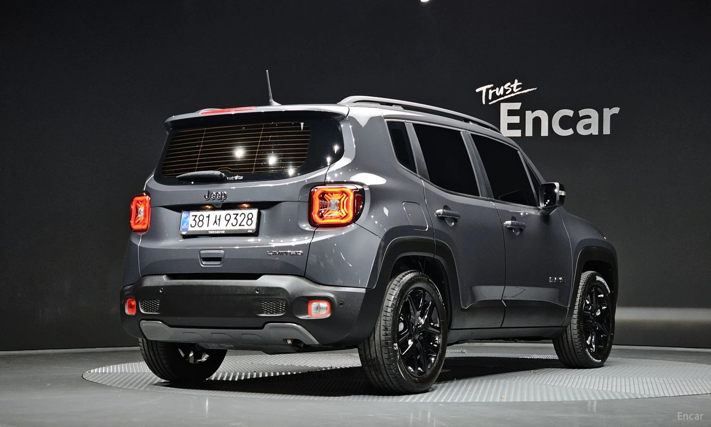Jeep Renegade превью 2