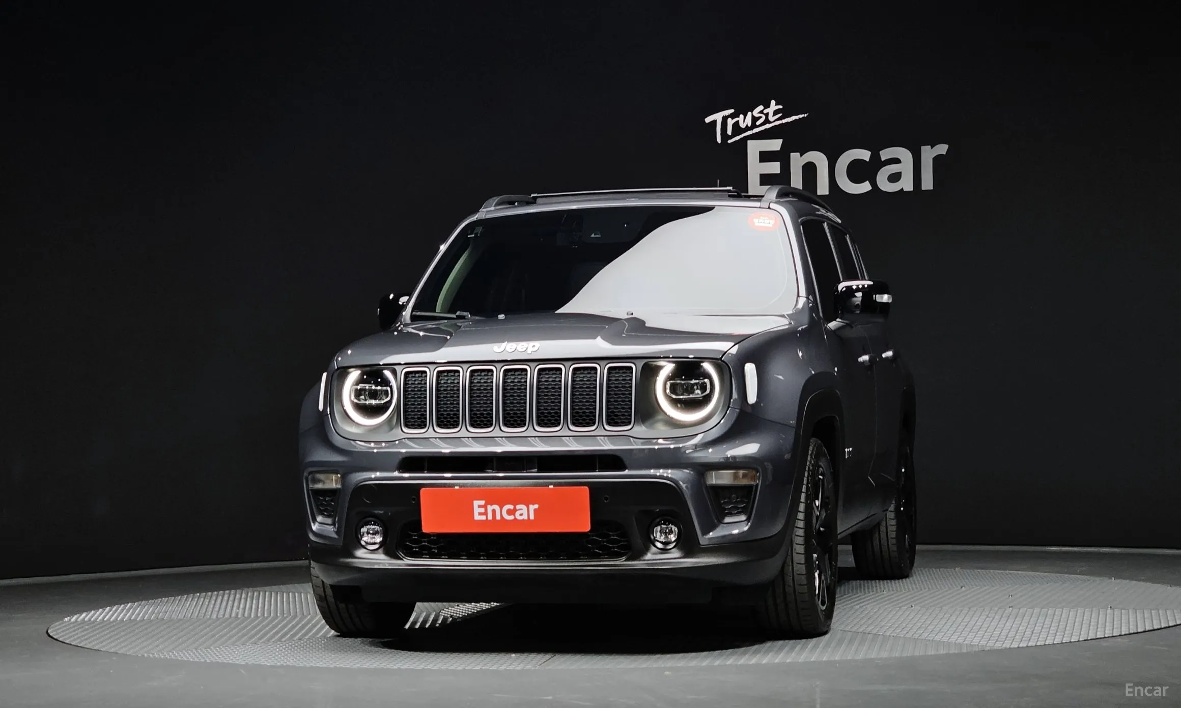 Jeep Renegade превью 3