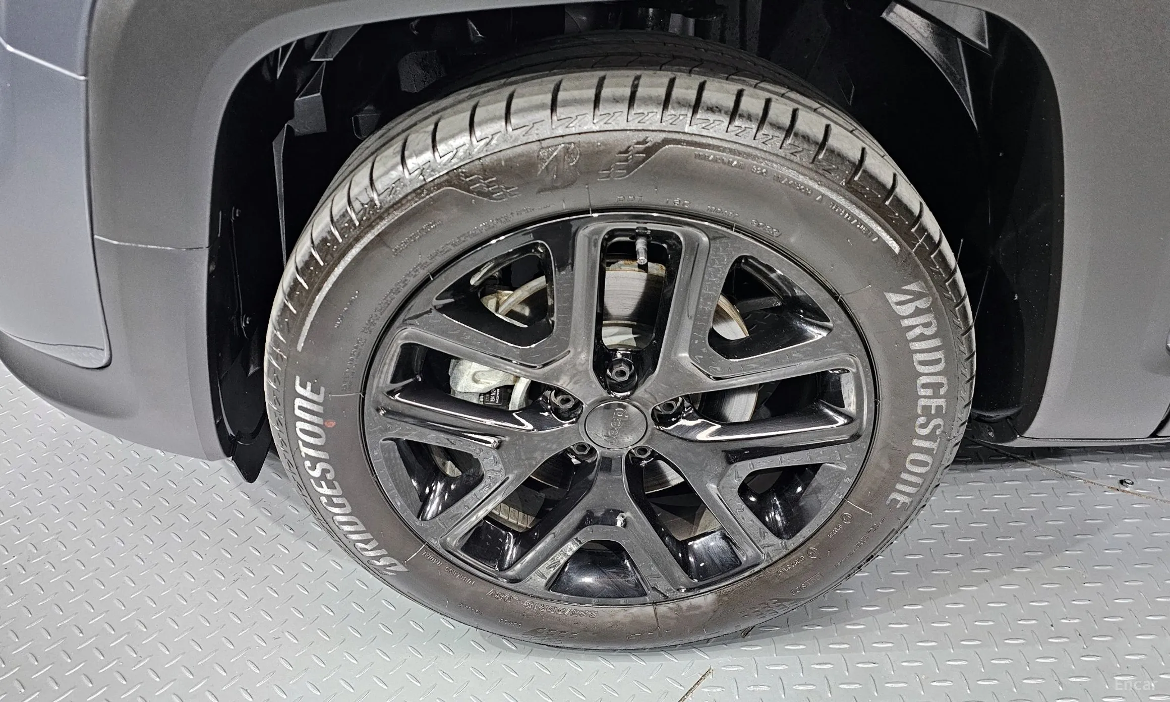 Jeep Renegade превью 5