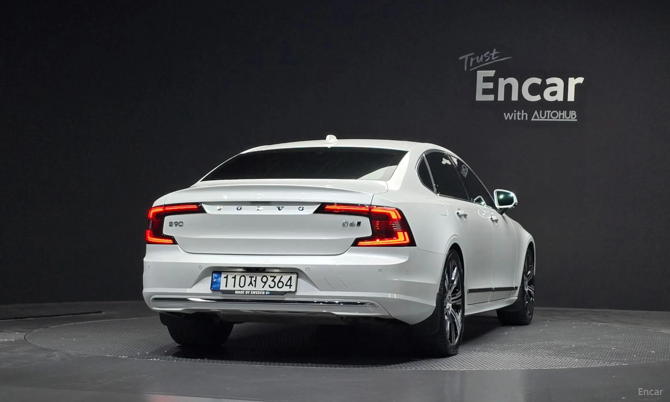 Volvo S90 превью 4