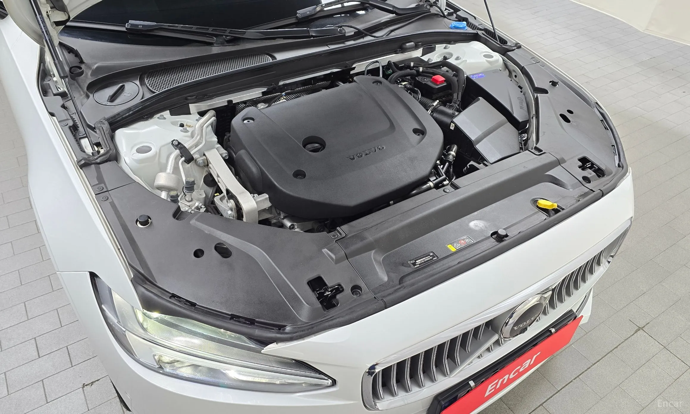 Volvo S90 превью 6