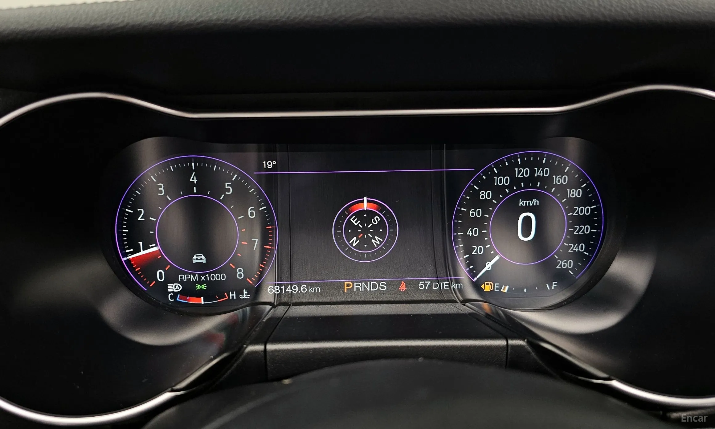 Ford Mustang превью 8