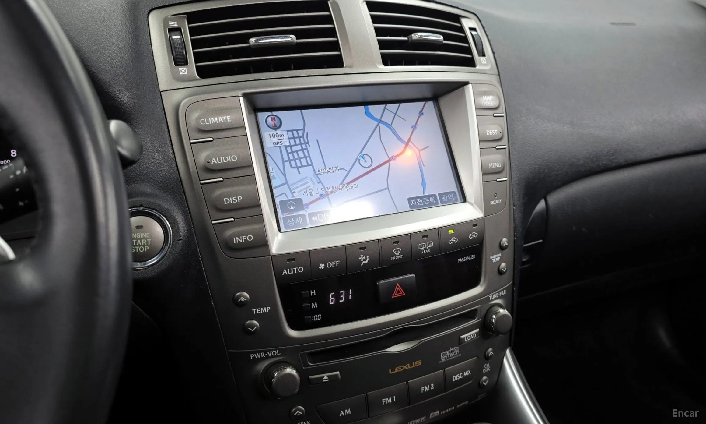 Lexus IS250 превью 14