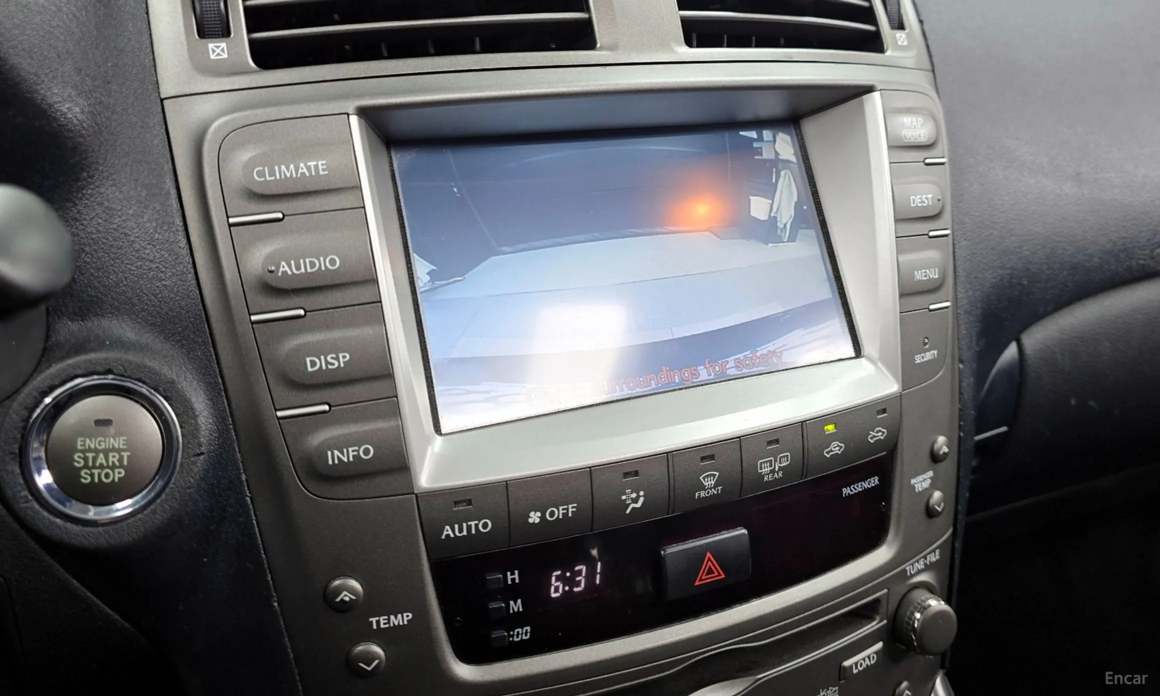 Lexus IS250 превью 15