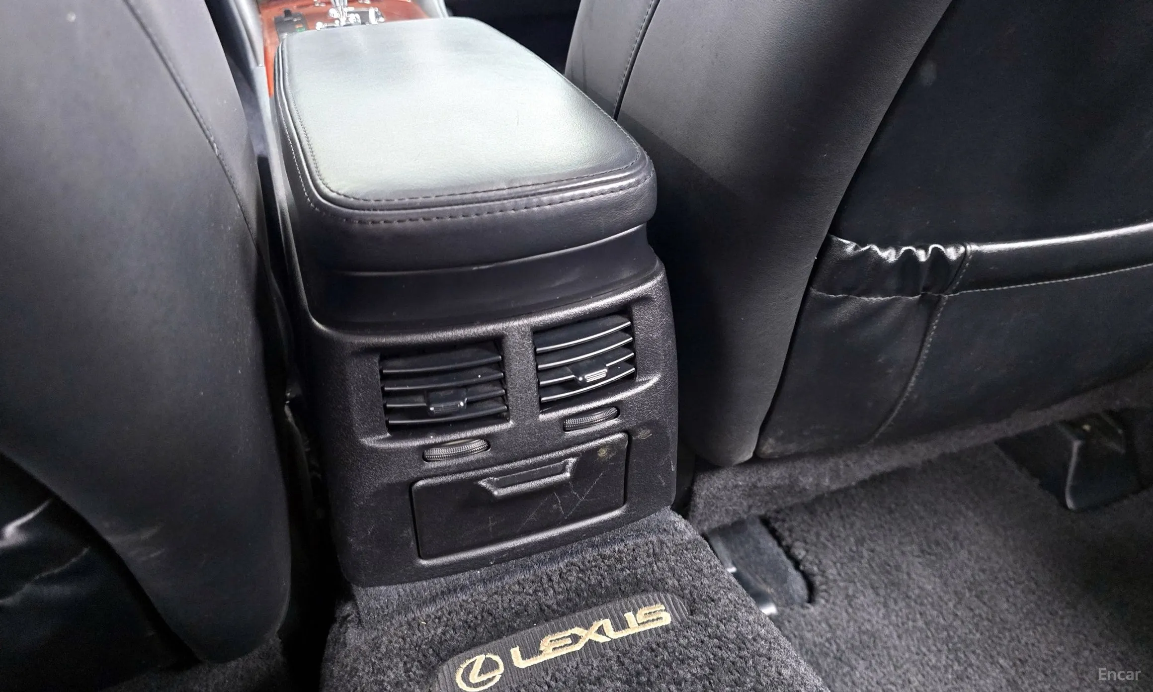 Lexus IS250 превью 19