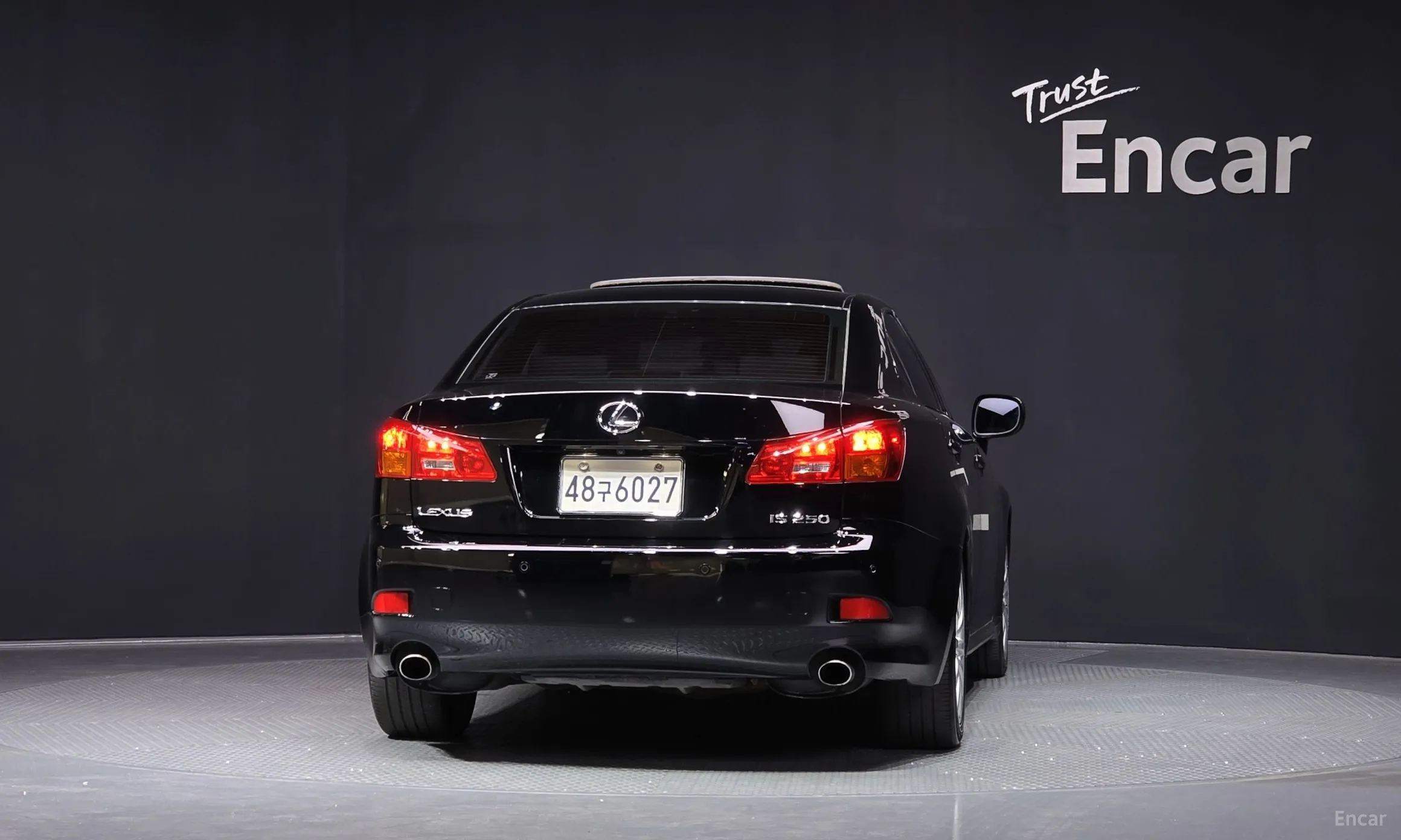 Lexus IS250 превью 4