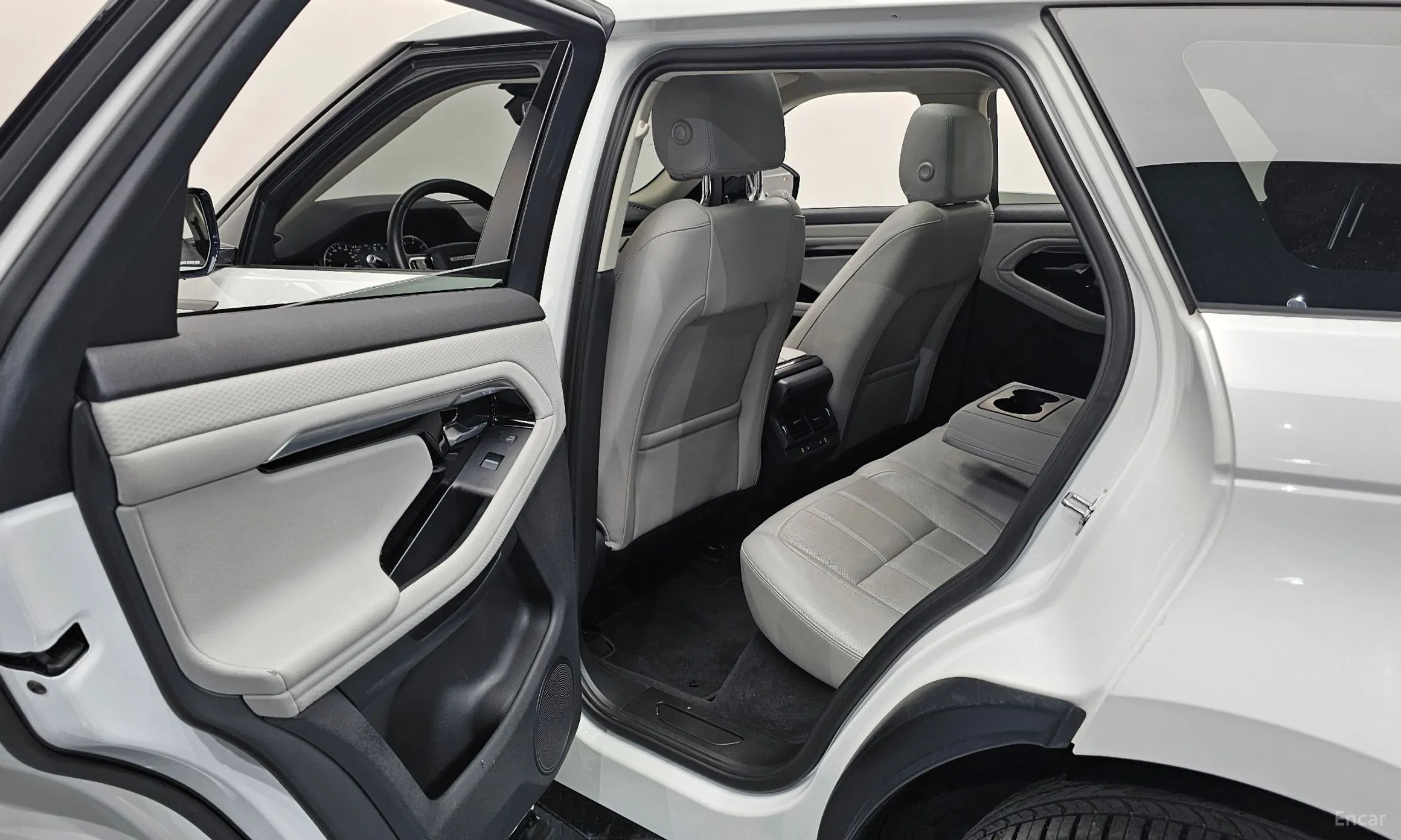 Land Rover Range Rover Evoque 2nd Generation превью 11