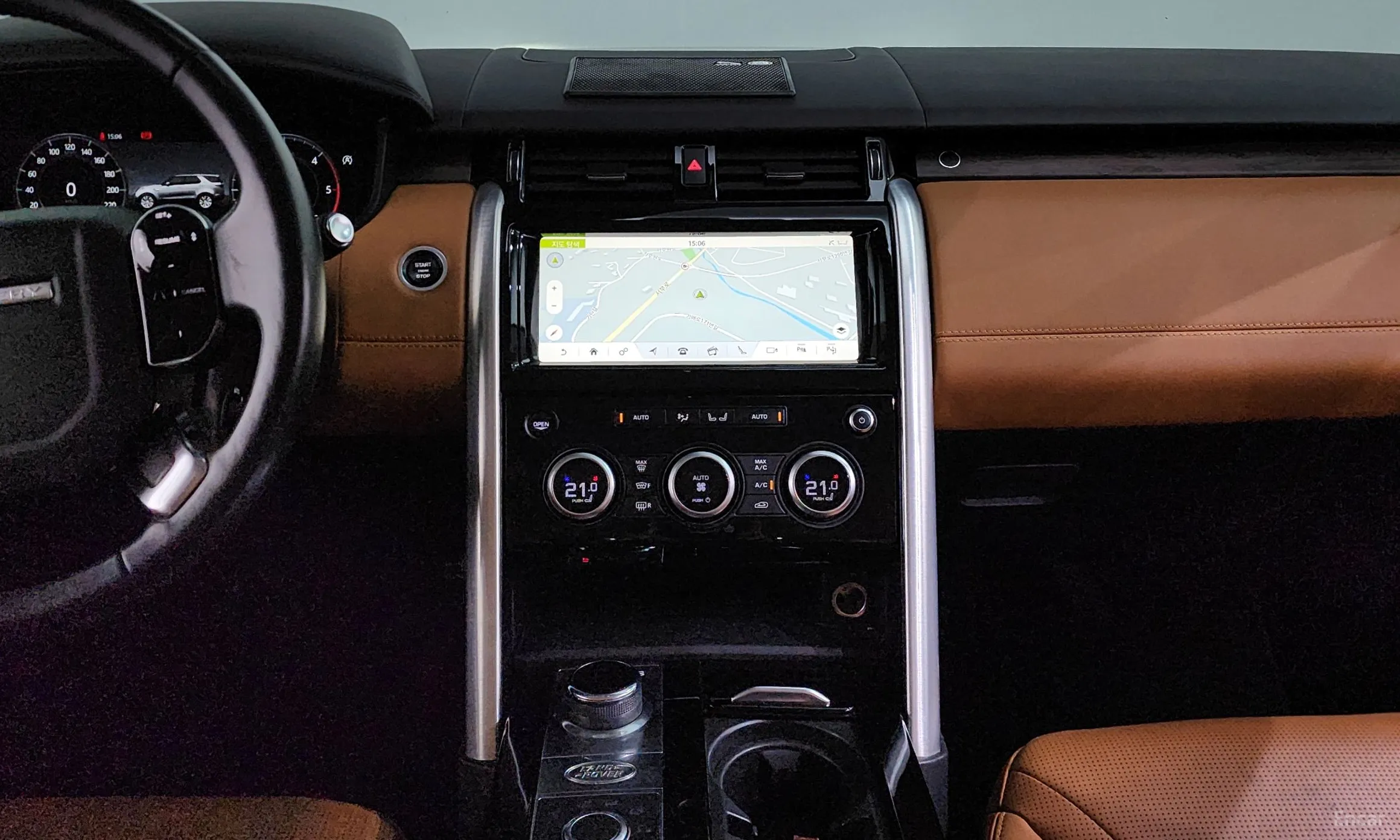 Land Rover Discovery 5 превью 14